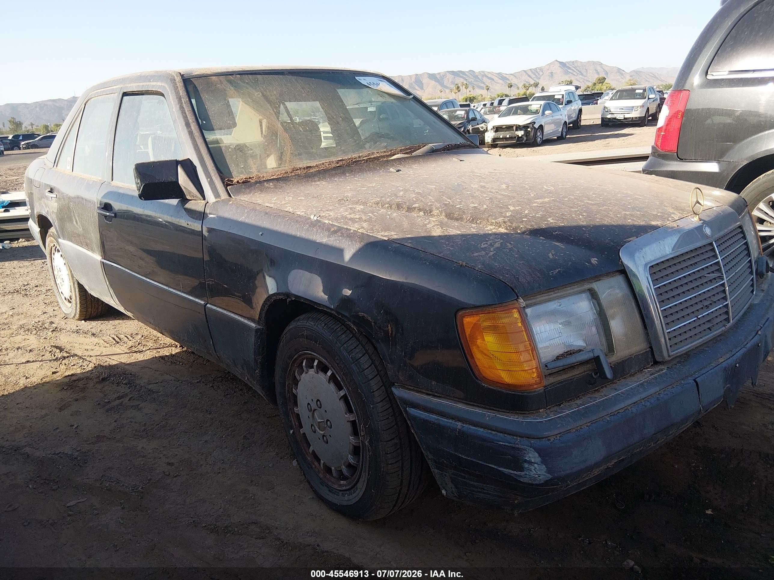 1990 Mercedes-benz 300 E Black vin: WDBEA30D5LB259176