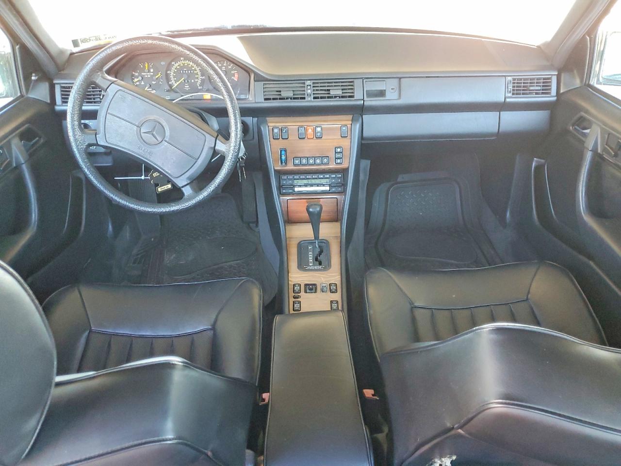 1989 Mercedes-benz 300 E Black vin: WDBEA30D6KA989165