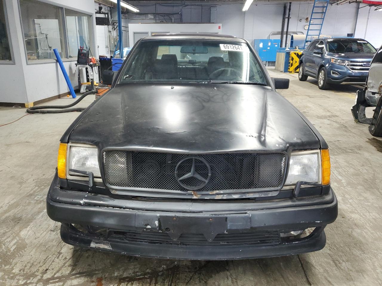 1986 Mercedes-benz 300 E Black vin: WDBEA30D7GA275777