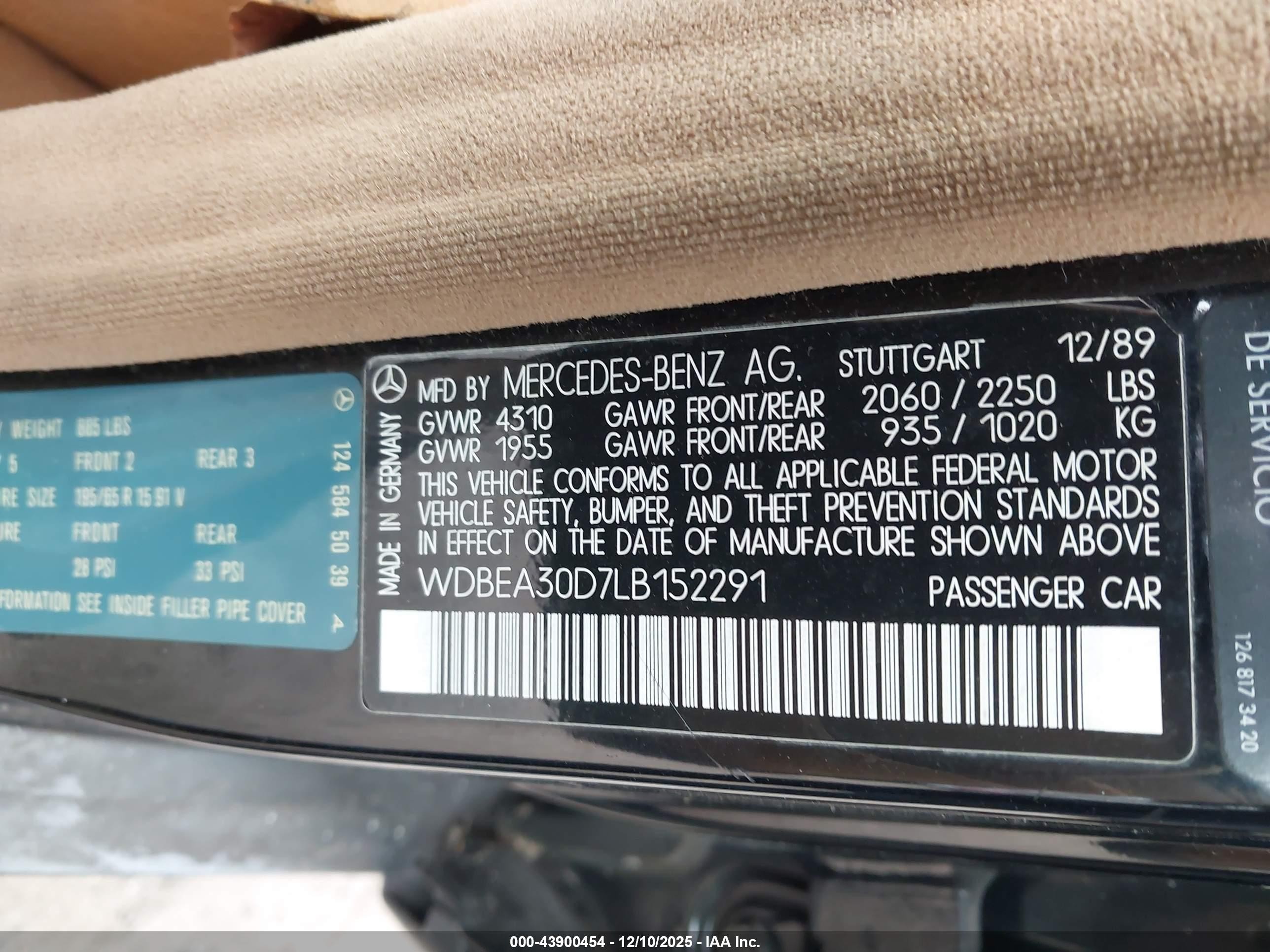 1990 Mercedes-benz 300 E Black vin: WDBEA30D7LB152291