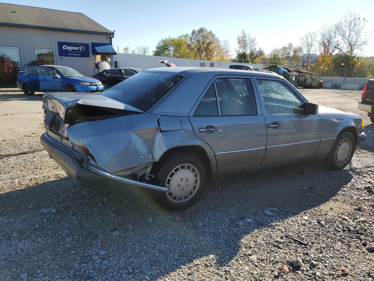 1990 Mercedes-benz 300 E Серый vin: WDBEA30D7LB270339