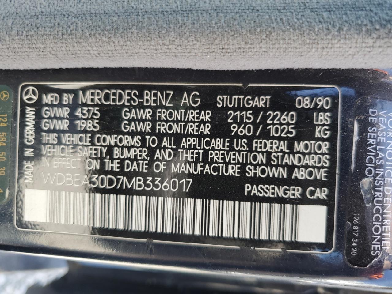 1991 Mercedes-benz 300 E Blue vin: WDBEA30D7MB336017