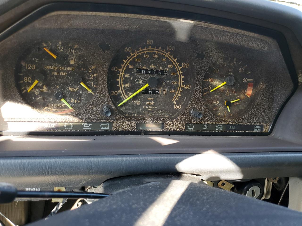 1989 Mercedes-benz 300 E Белый vin: WDBEA30D8KA979071