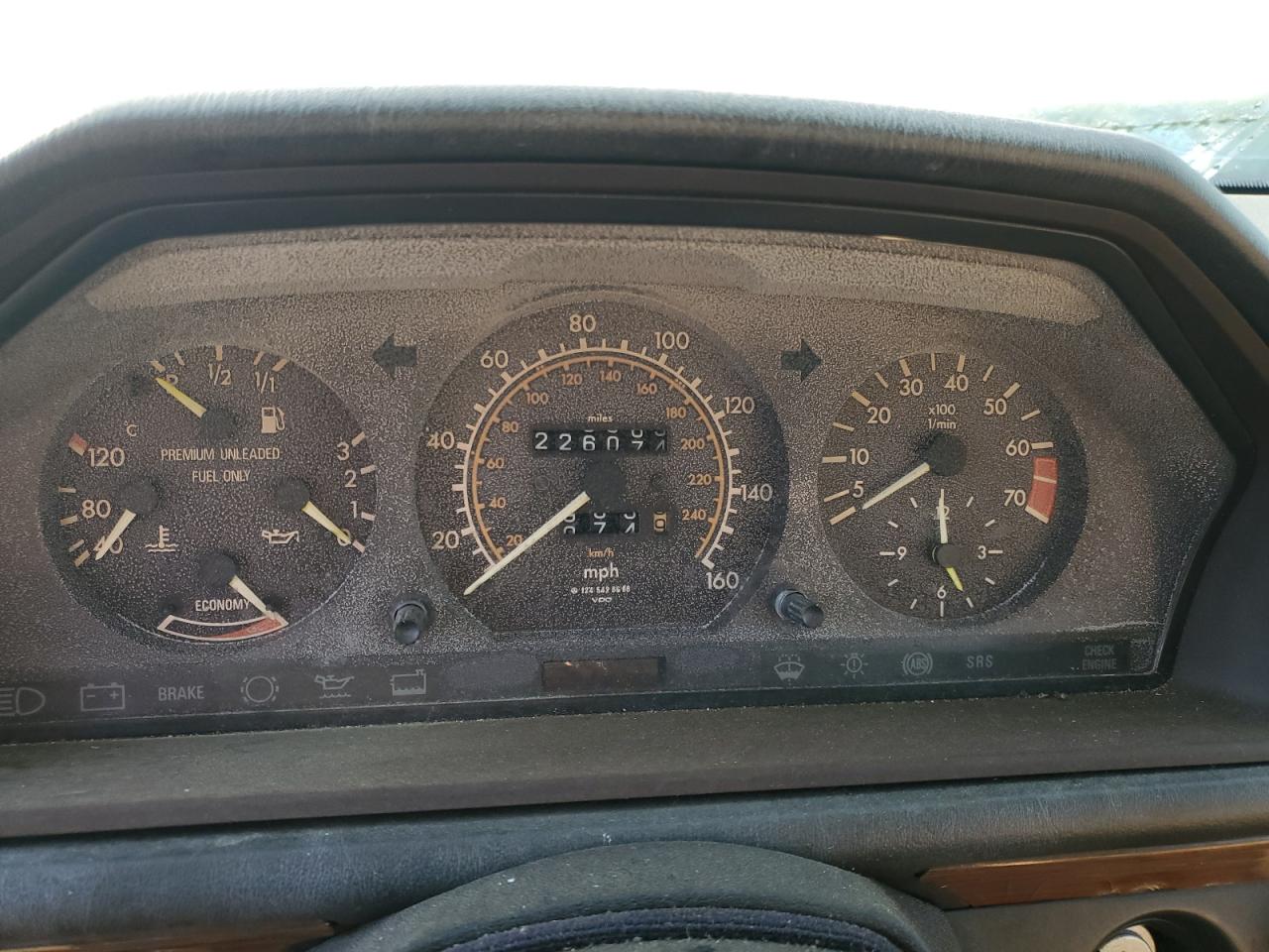 1990 Mercedes-benz 300 E Tan vin: WDBEA30D8LB205483