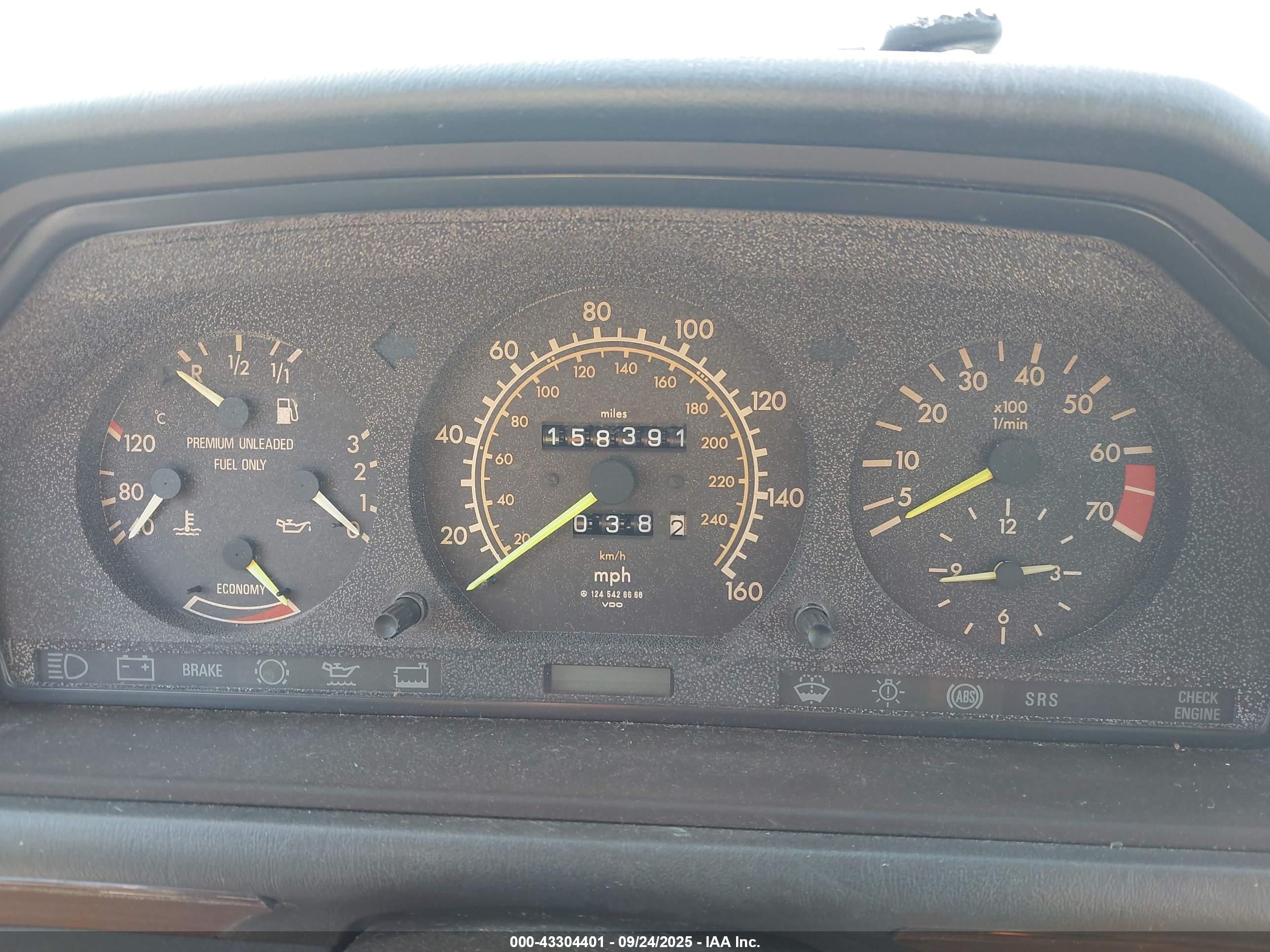 1990 Mercedes-benz 300 E Tan vin: WDBEA30D9LB108969