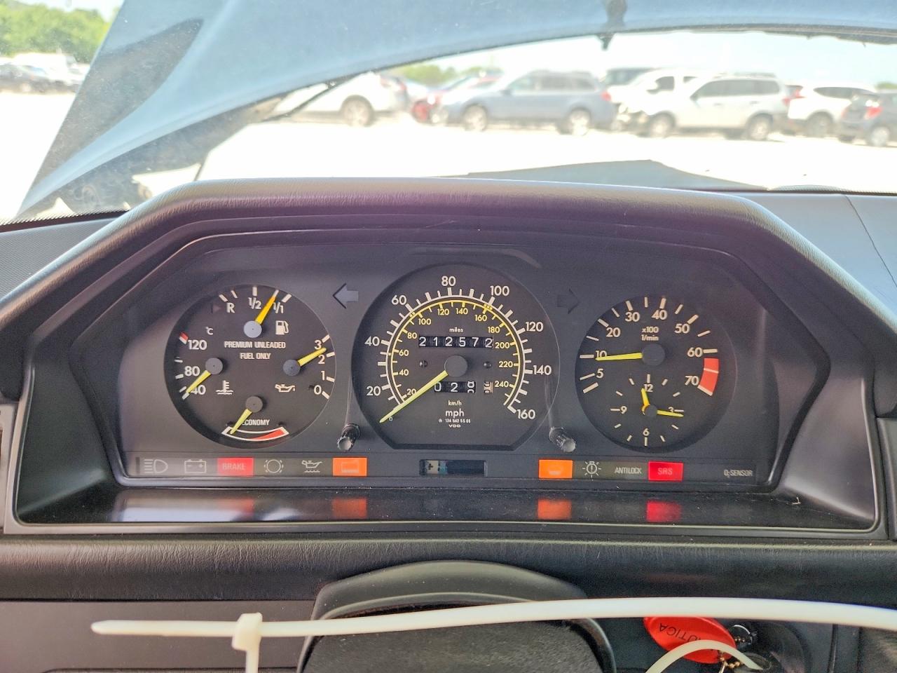 1987 Mercedes-benz 300 E Black vin: WDBEA30DXHA402295