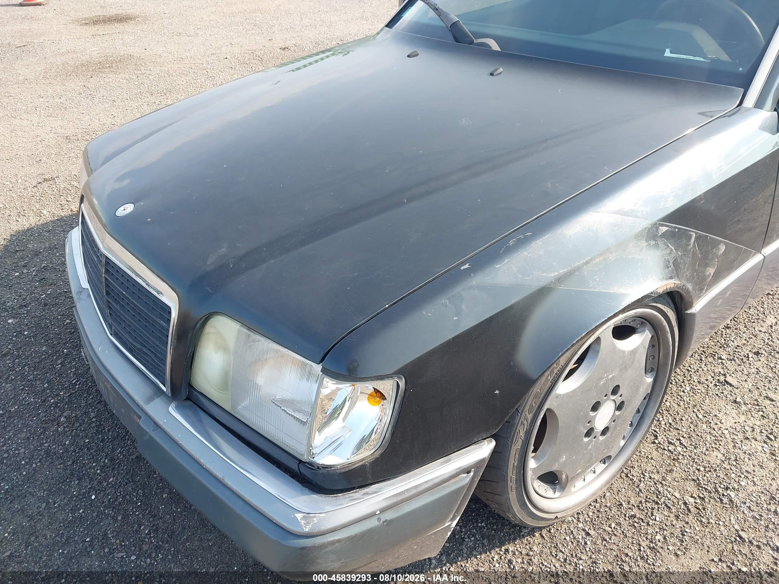1994 Mercedes-benz E 320 Black vin: WDBEA32E1RC035850