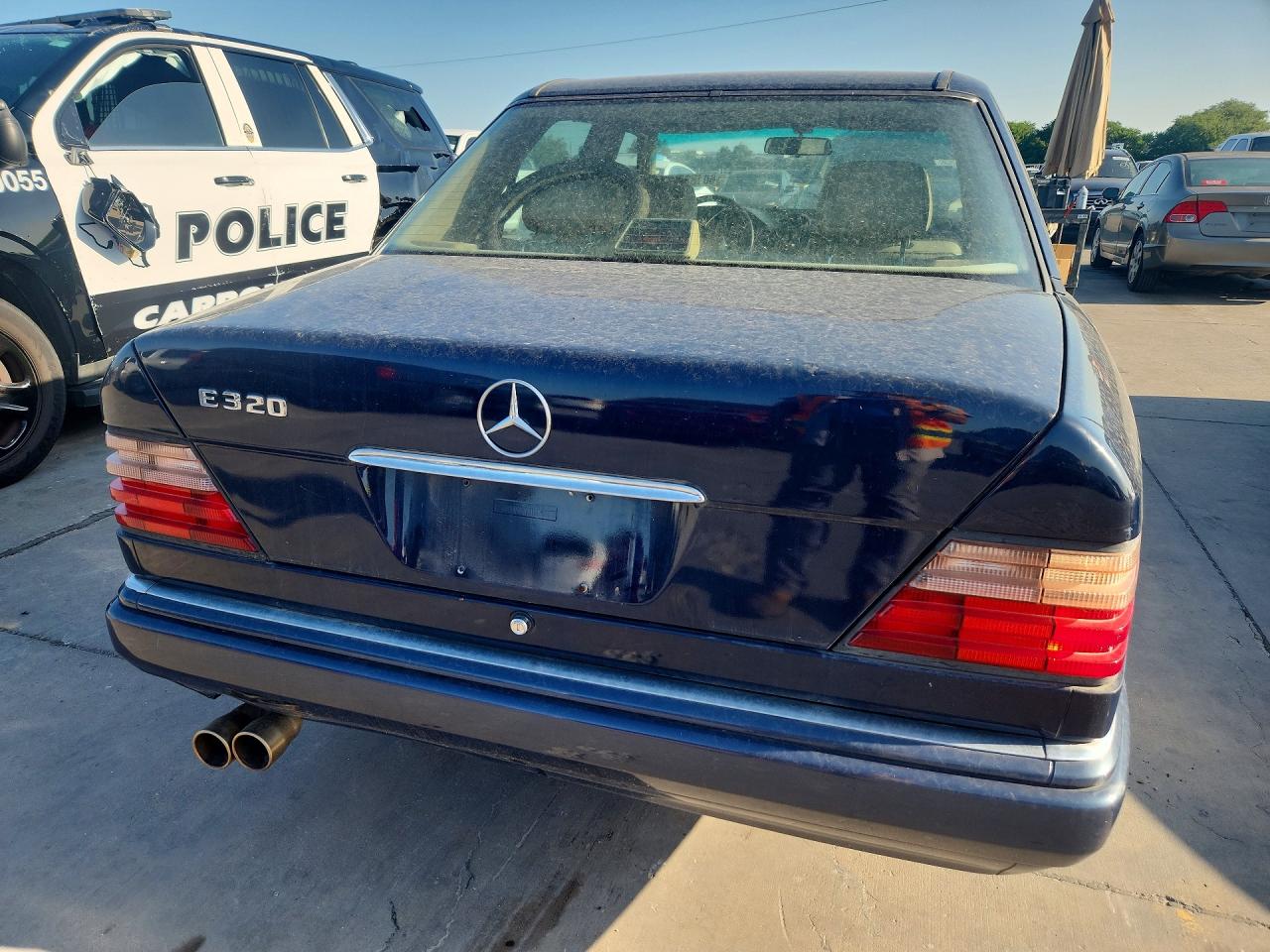 1994 Mercedes-benz E 320 Blue vin: WDBEA32E1RC133440