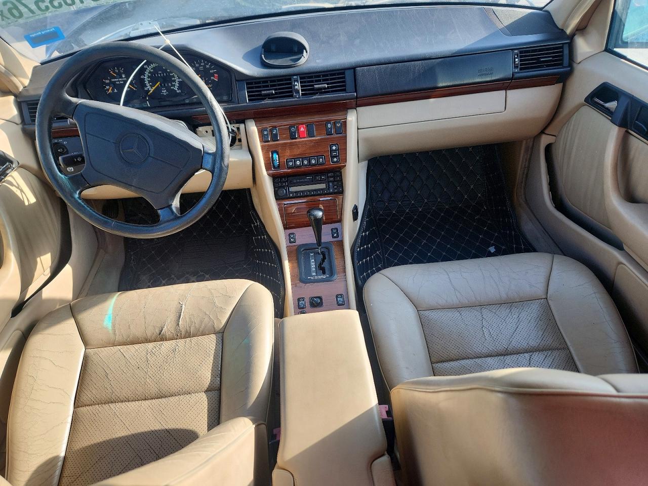 1994 Mercedes-benz E 320 Blue vin: WDBEA32E1RC133440