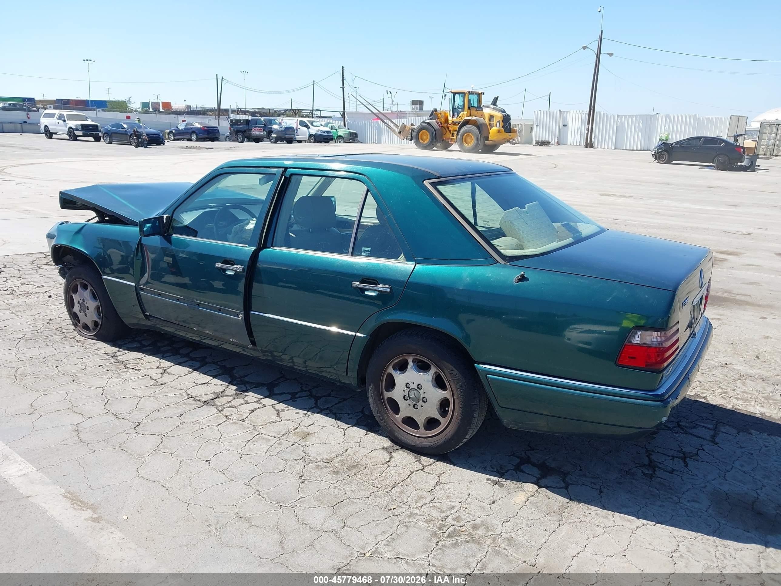 1995 Mercedes-benz E 320 Base/320 Special Green vin: WDBEA32E1SC156559