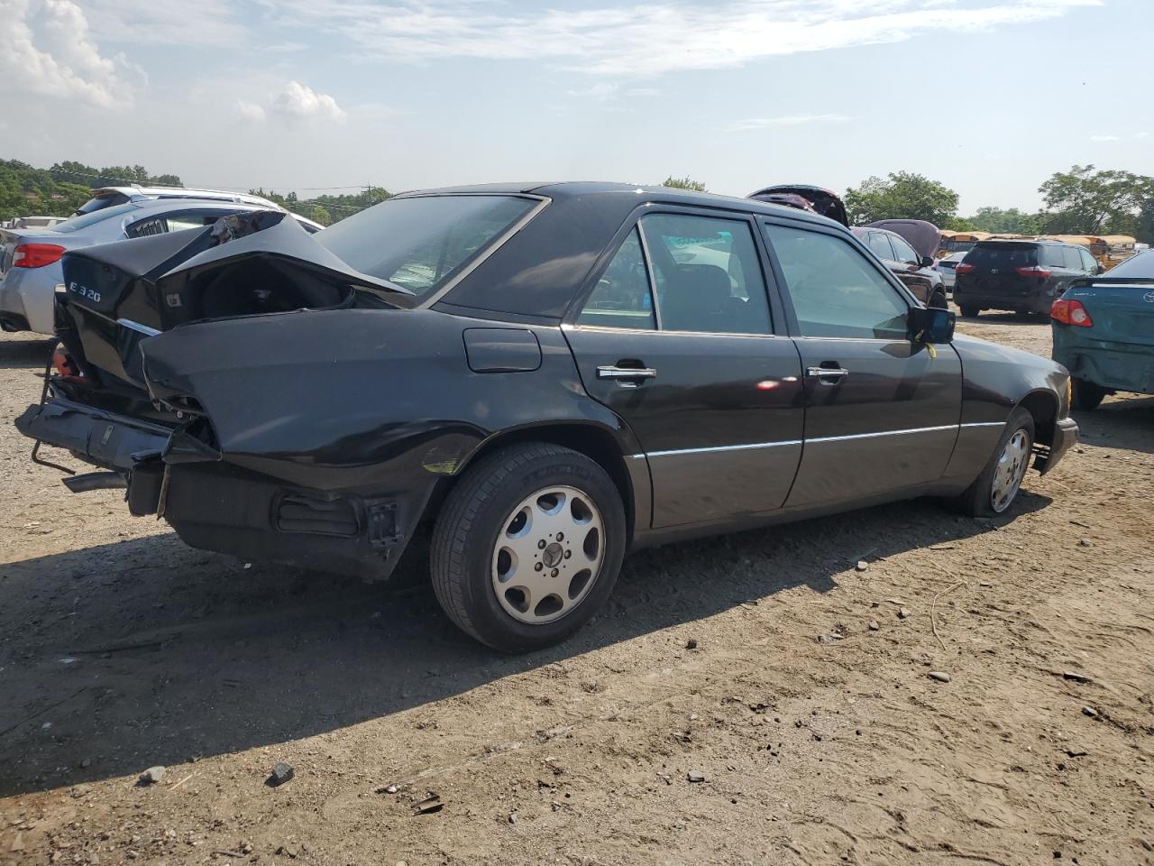 1994 Mercedes-benz E 320 Черный vin: WDBEA32E3RC036286
