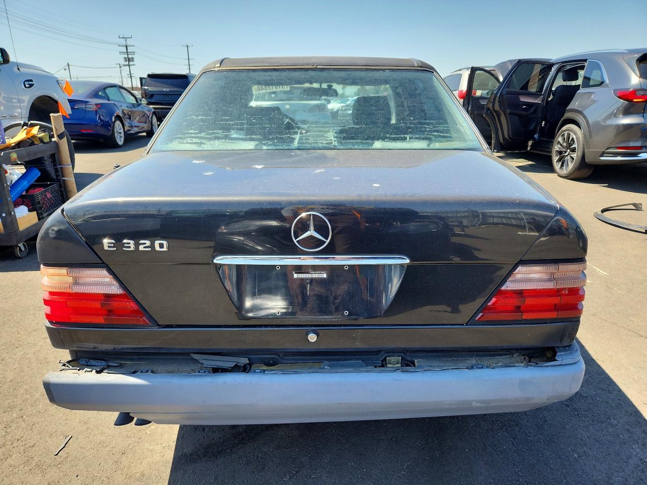 1995 Mercedes-benz E 320 Base Угольный vin: WDBEA32E3SC161357