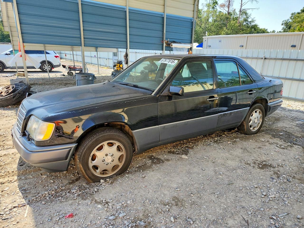 1995 Mercedes-benz E 320 Base Black vin: WDBEA32E4SC207553
