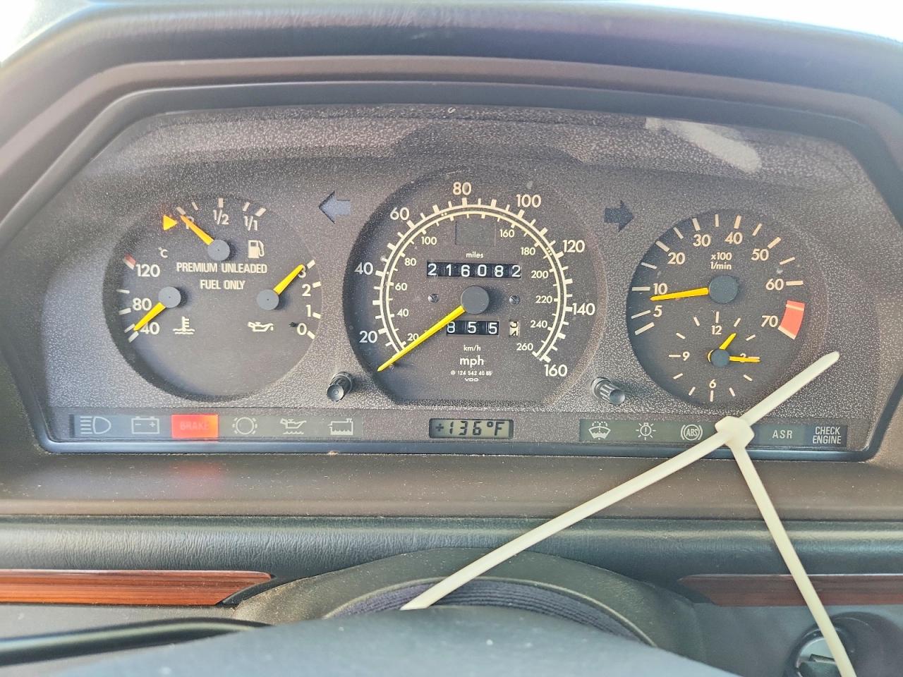 1995 Mercedes-benz E 320 Base Black vin: WDBEA32E4SC207553