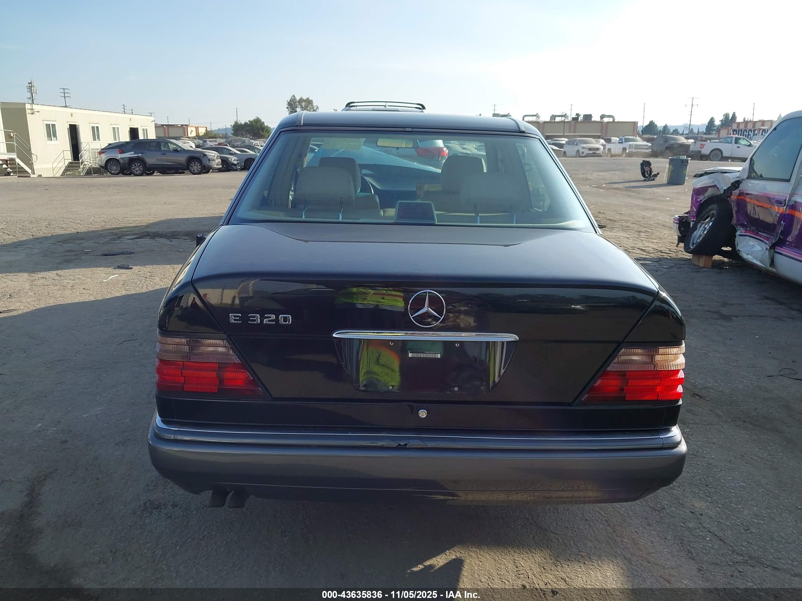 1994 Mercedes-benz E 320 Black vin: WDBEA32E6RC127973