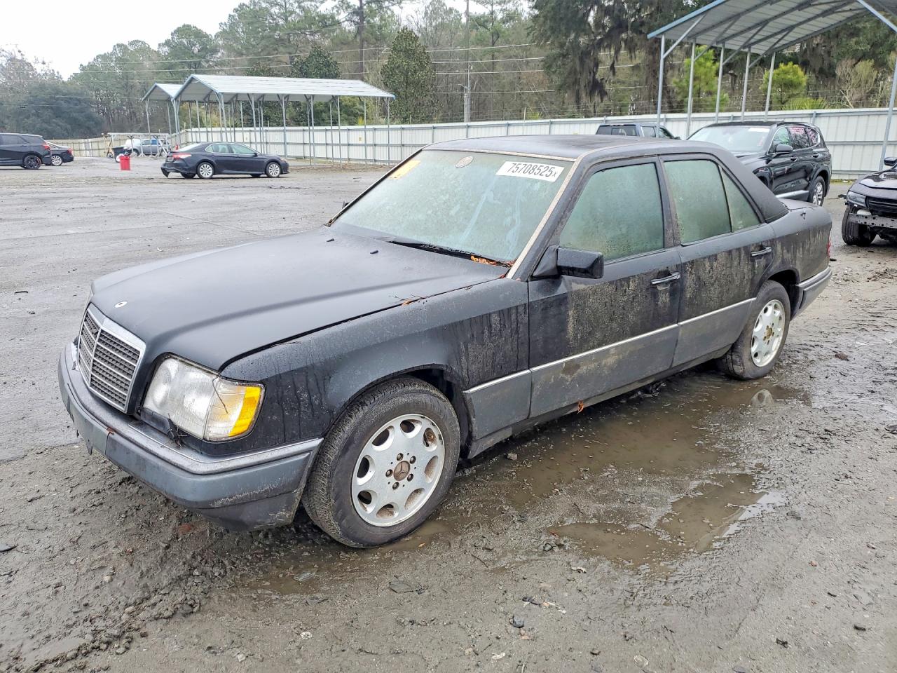 1995 Mercedes-benz E 320 Base Black vin: WDBEA32E7SC271828