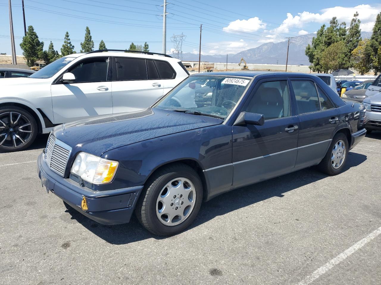 1994 Mercedes-benz E 320 Blue vin: WDBEA32E9RC034865