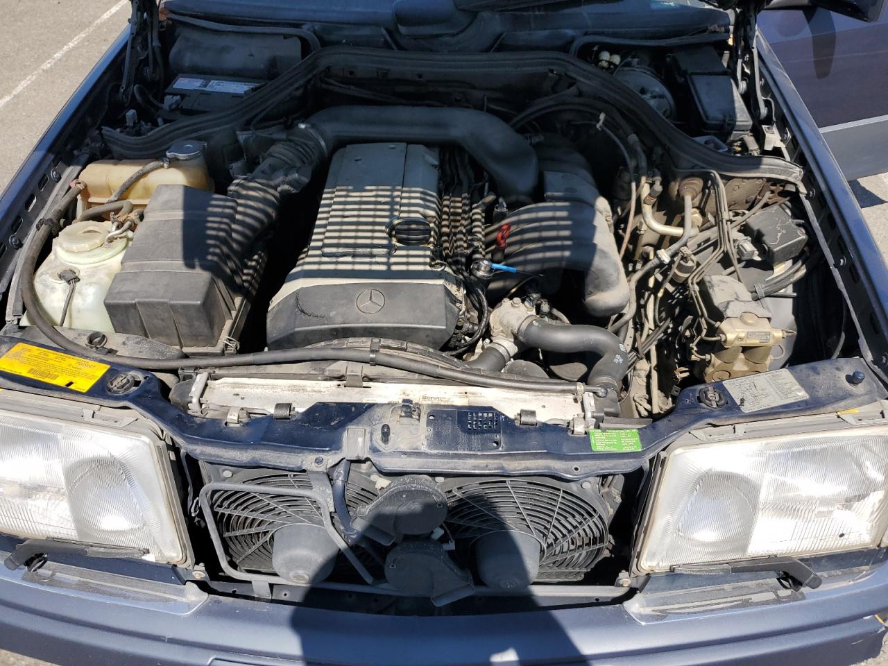 1994 Mercedes-benz E 320 Blue vin: WDBEA32E9RC034865