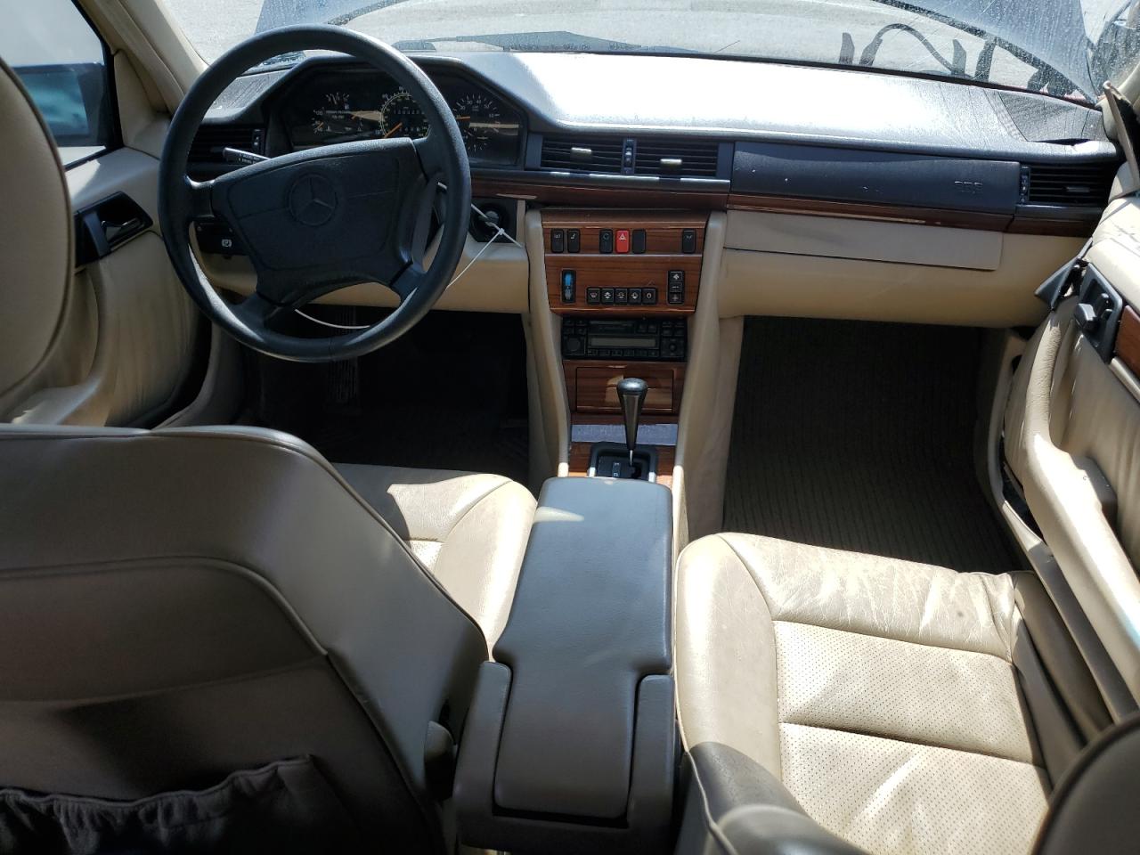 1994 Mercedes-benz E 320 Blue vin: WDBEA32E9RC034865
