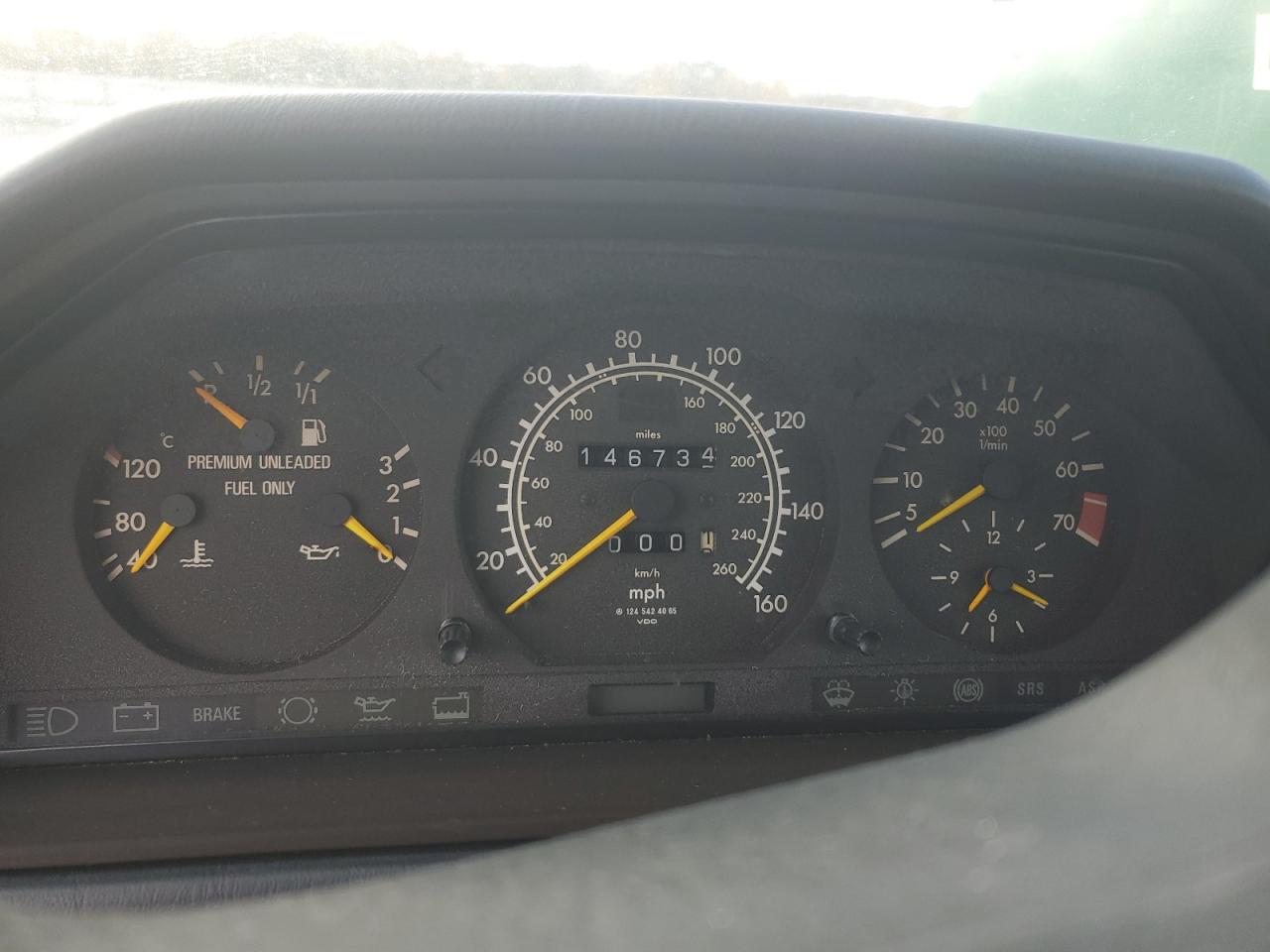 1994 Mercedes-benz E 320 Silver vin: WDBEA32EXRC150916