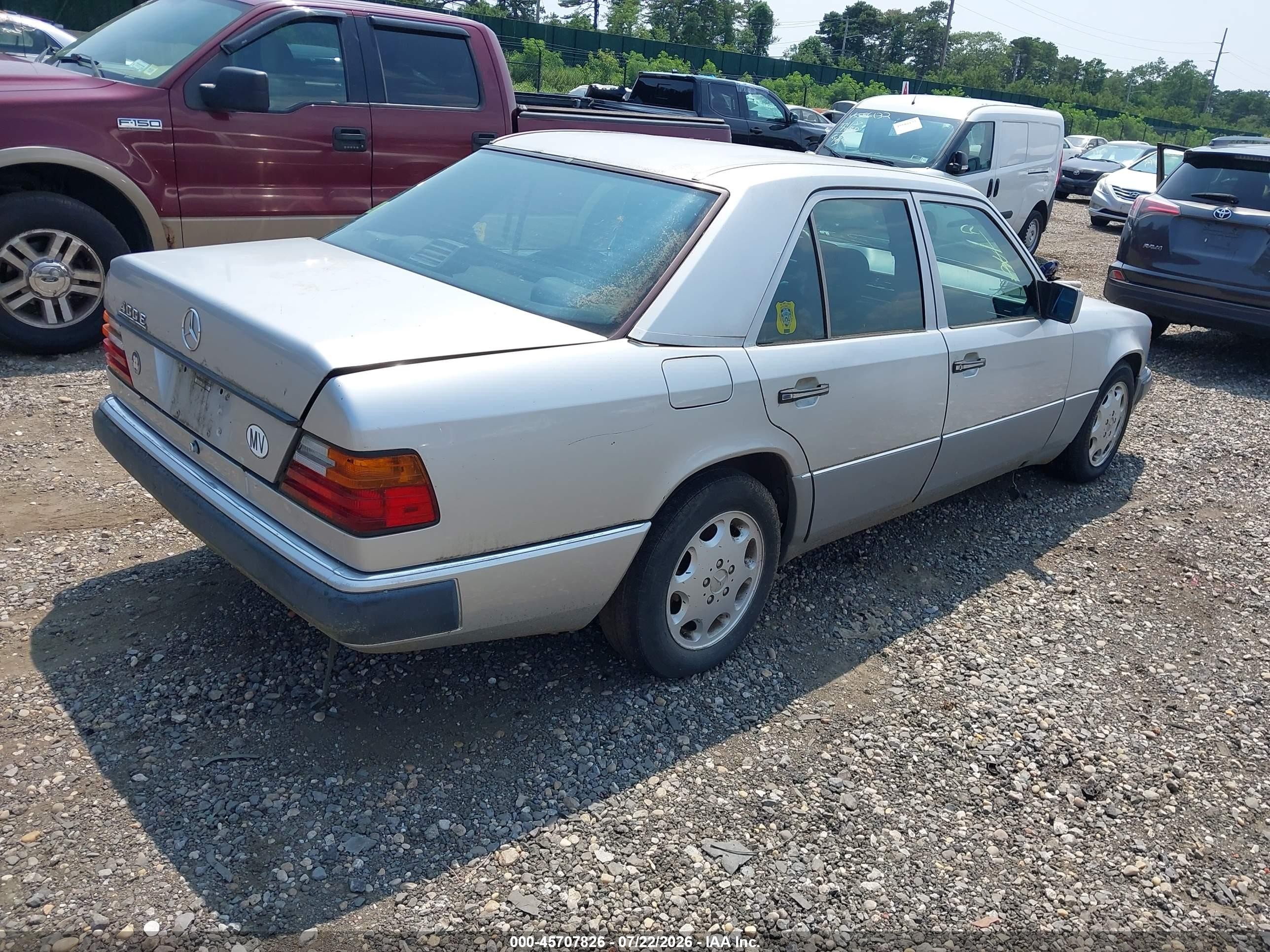 1993 Mercedes-benz 400 E Gray vin: WDBEA34E2PB850798