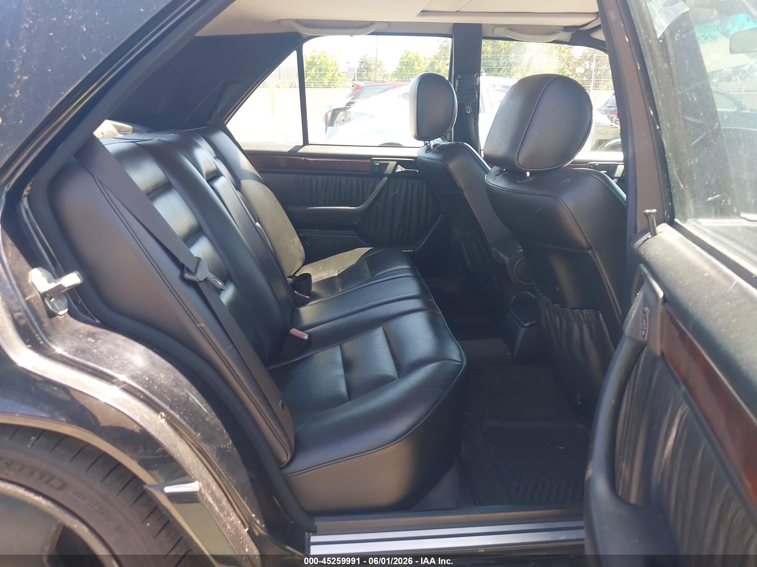 1995 Mercedes-benz E 420 Base/420 Special Black vin: WDBEA34E4SC161297