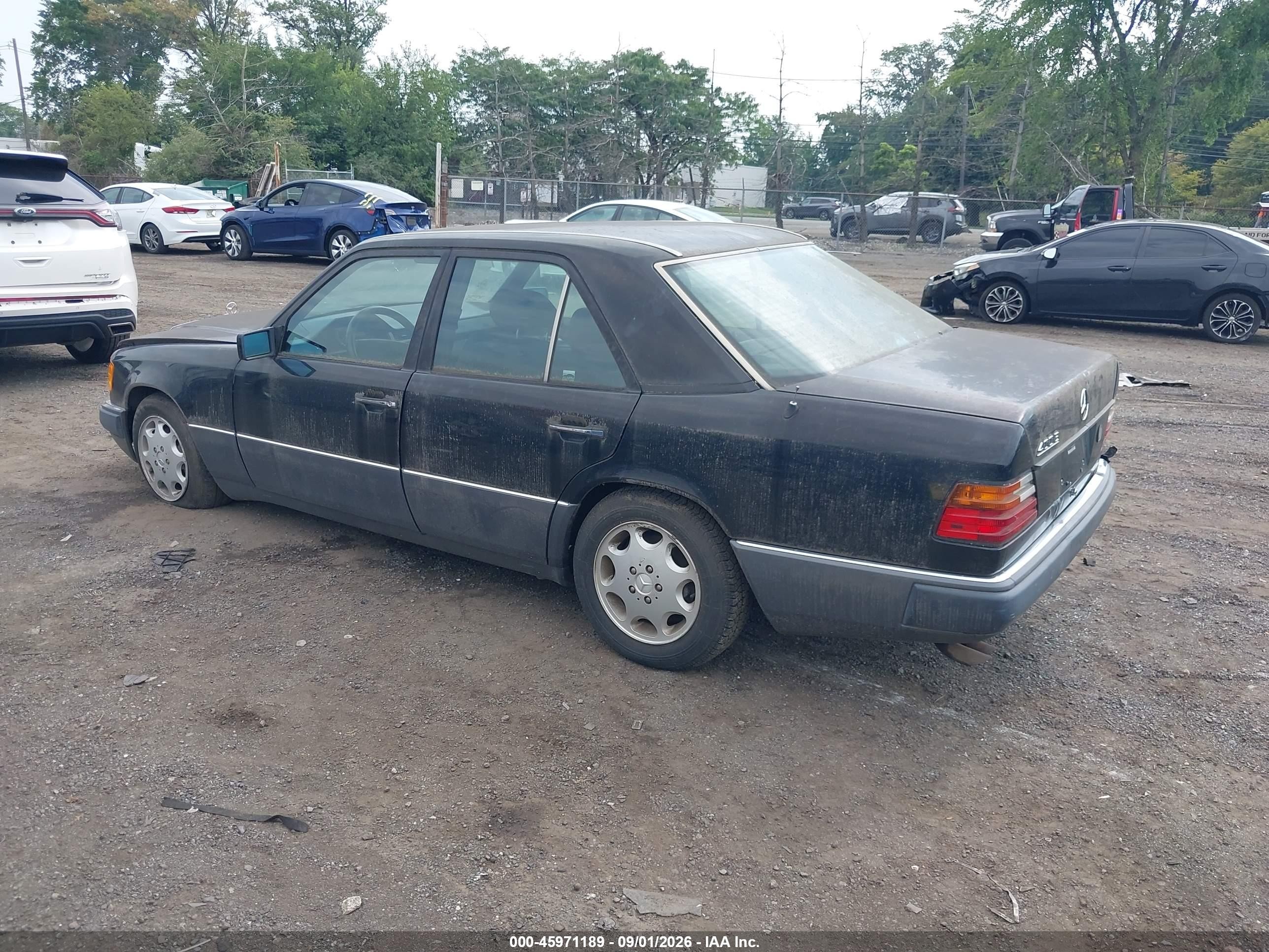 1993 Mercedes-benz 400 E Black vin: WDBEA34E6PB857267