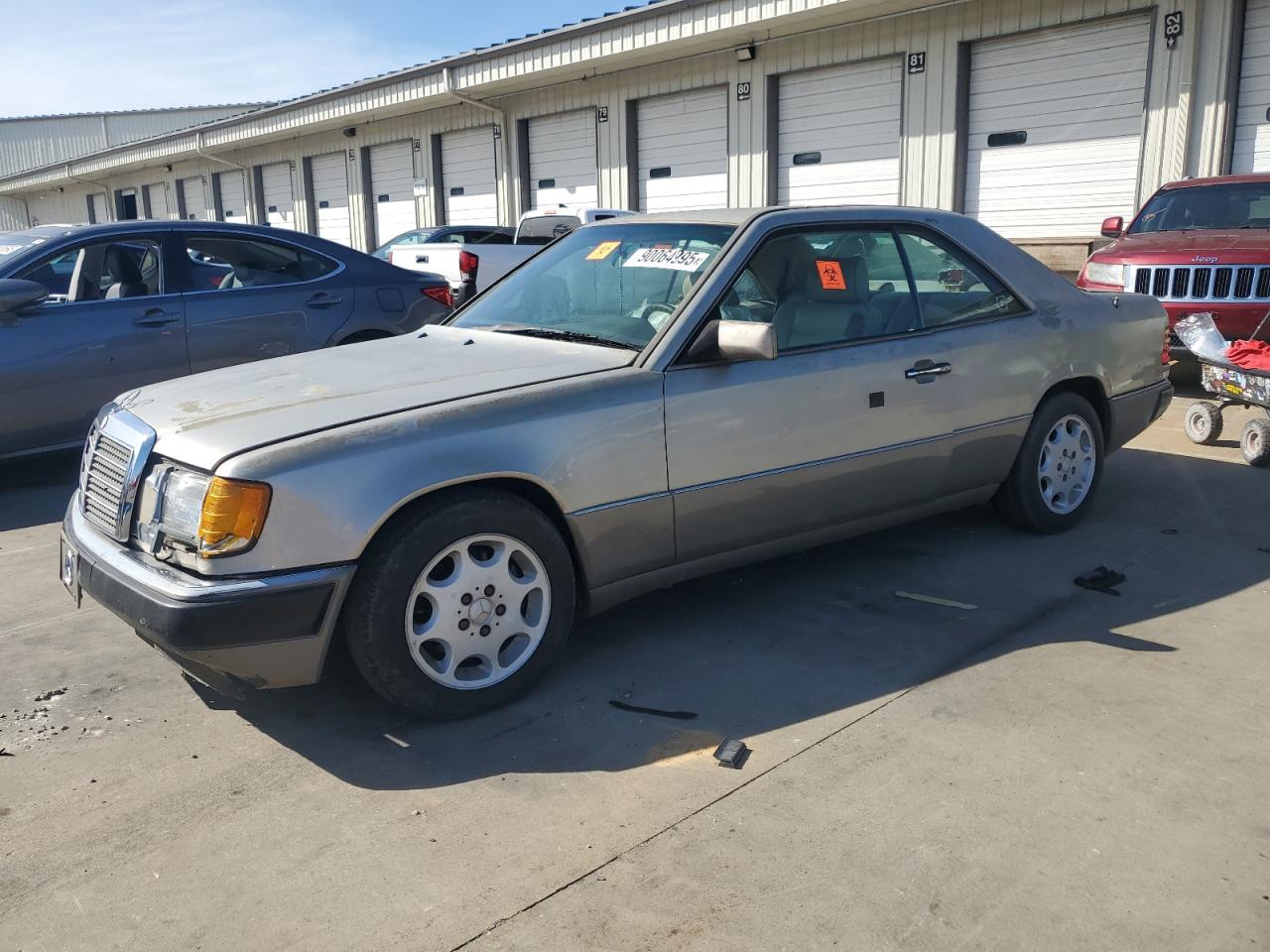 1990 Mercedes-benz 300 Ce Beige vin: WDBEA51D0LB253876