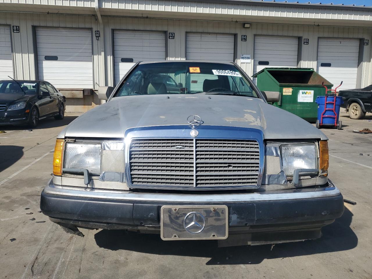 1990 Mercedes-benz 300 Ce Beige vin: WDBEA51D0LB253876