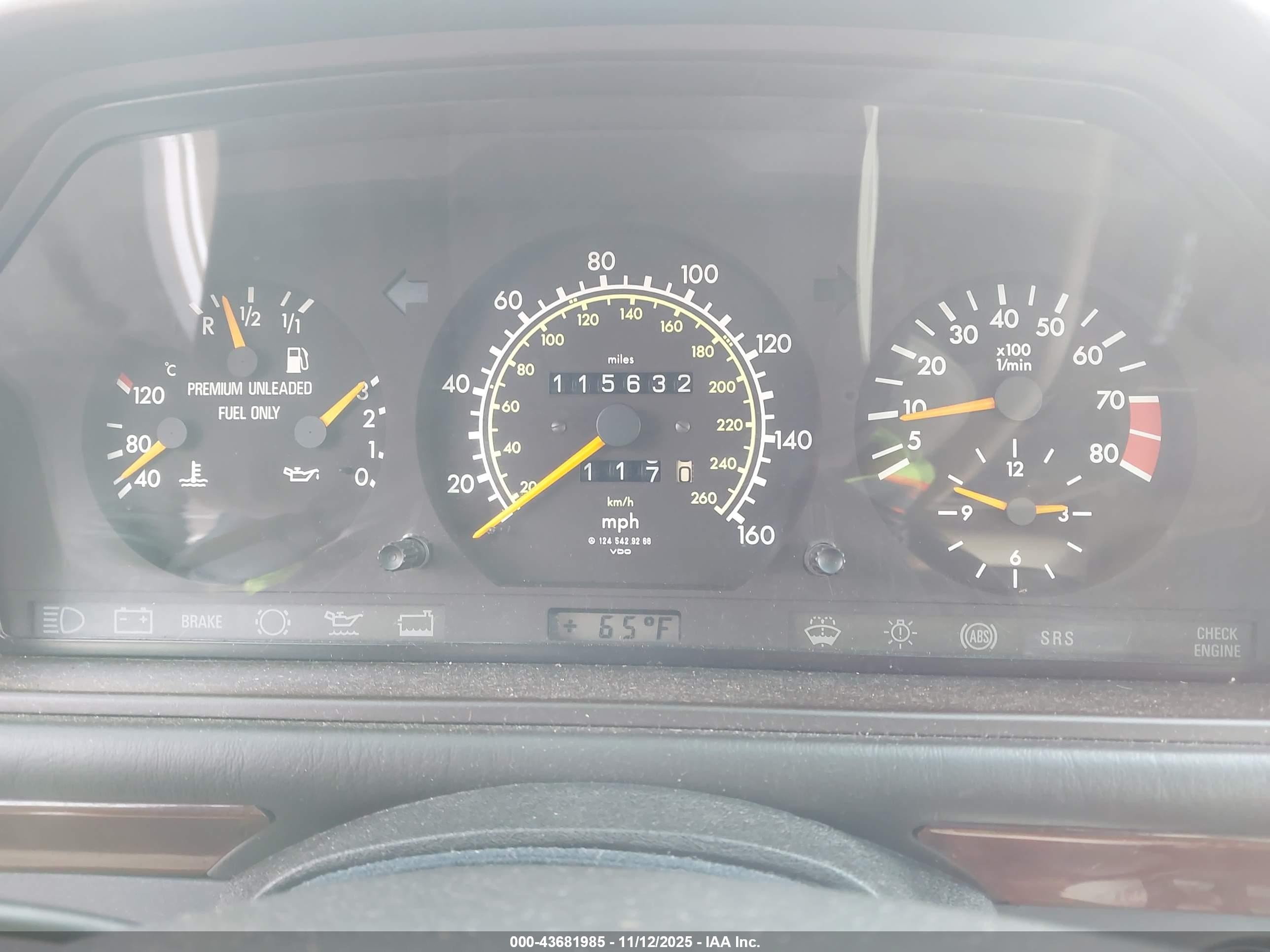1992 Mercedes-benz 300 Ce Желто-коричневый vin: WDBEA51DXNB606434