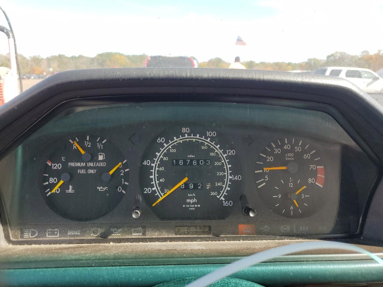 1992 Mercedes-benz 300 Ce Silver vin: WDBEA51E2NB593932