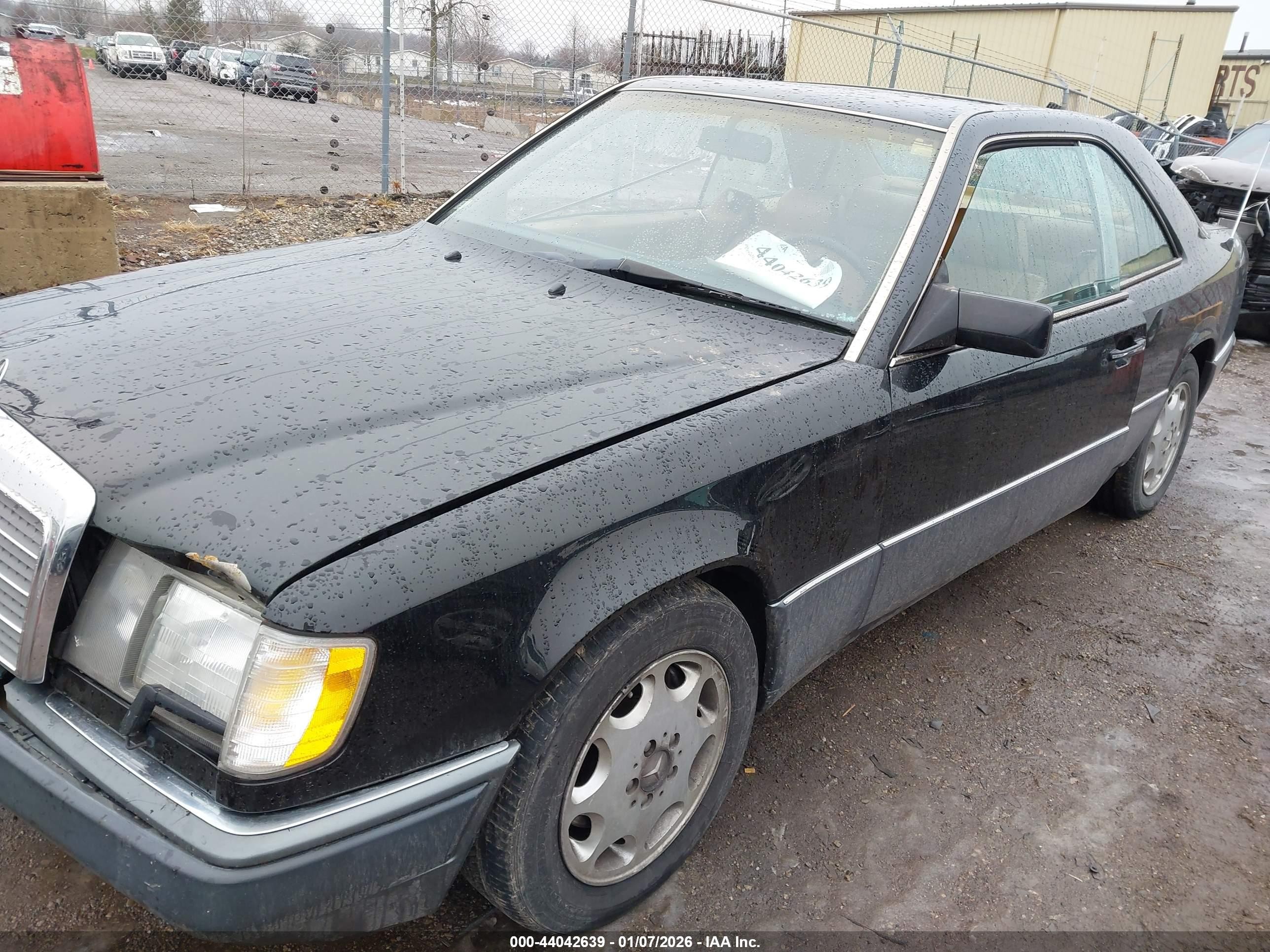 1993 Mercedes-benz 300 Ce Black vin: WDBEA52E2PB936840