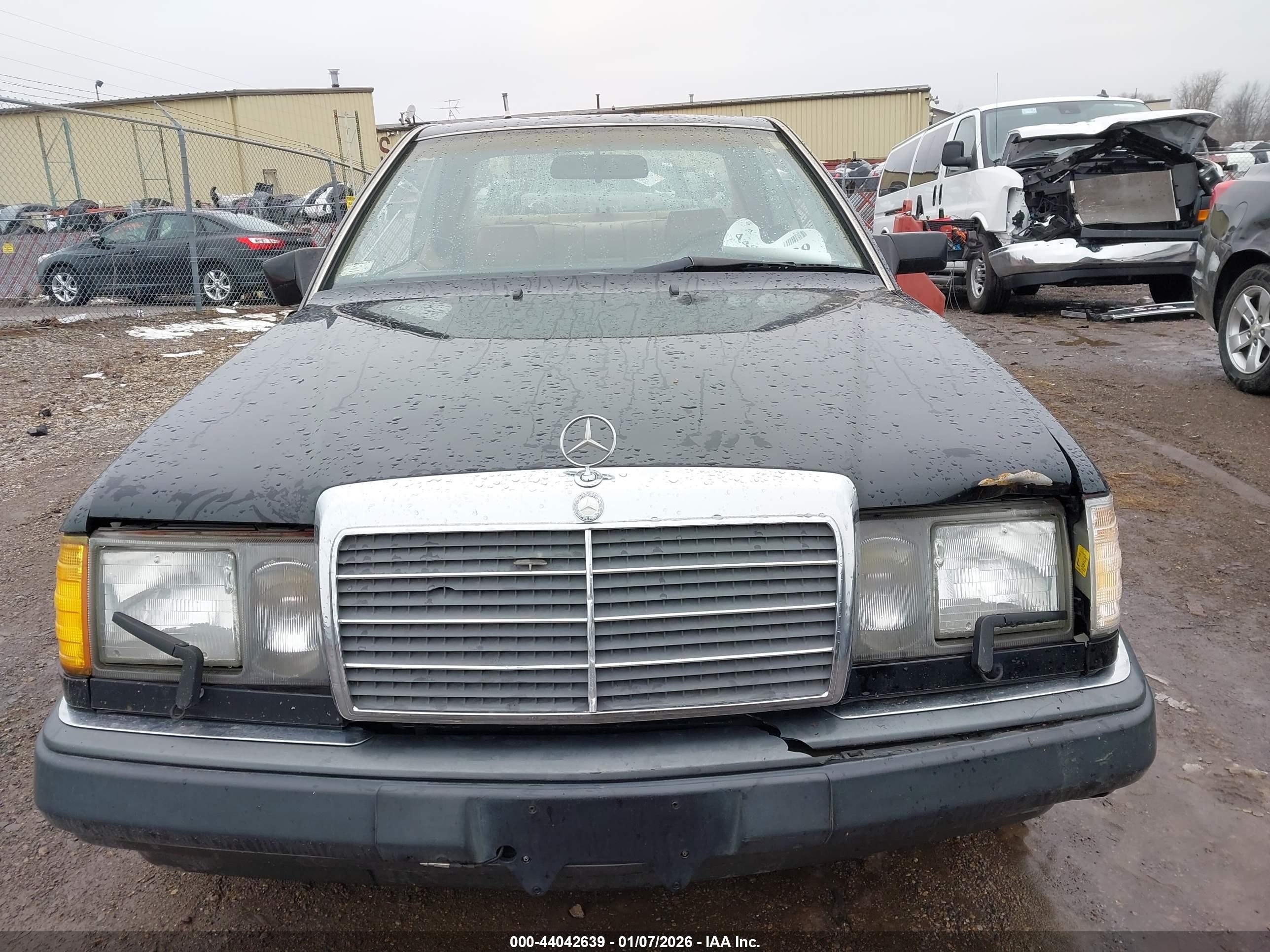 1993 Mercedes-benz 300 Ce Black vin: WDBEA52E2PB936840