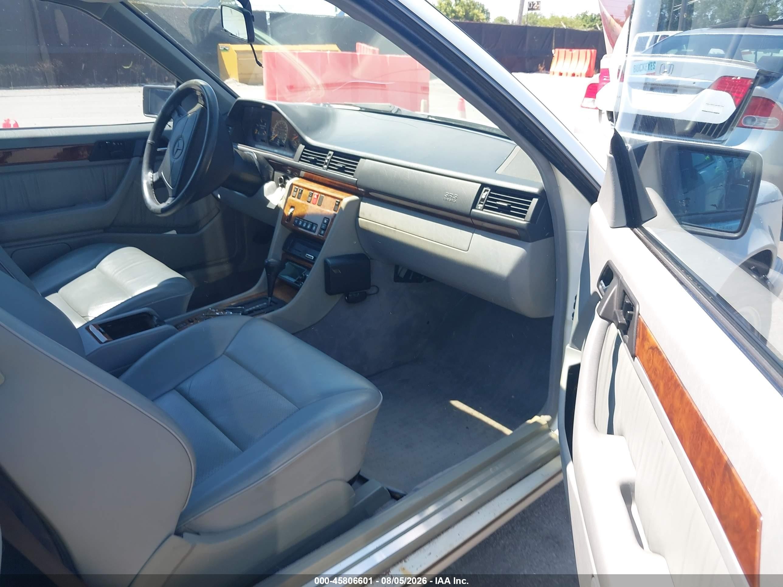 1994 Mercedes-benz E 320 Белый vin: WDBEA52E4RC034817