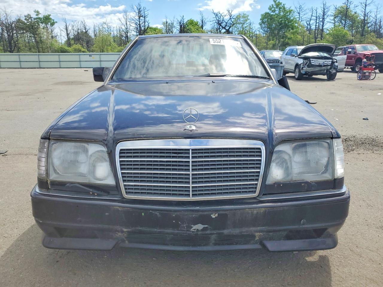 1993 Mercedes-benz 300 Ce Фиолетовый vin: WDBEA52E7PB993468