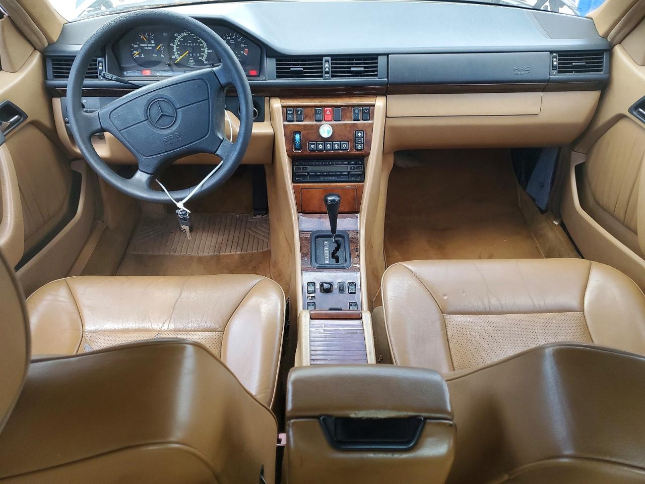 1993 Mercedes-benz 300 Ce Фиолетовый vin: WDBEA52E7PB993468