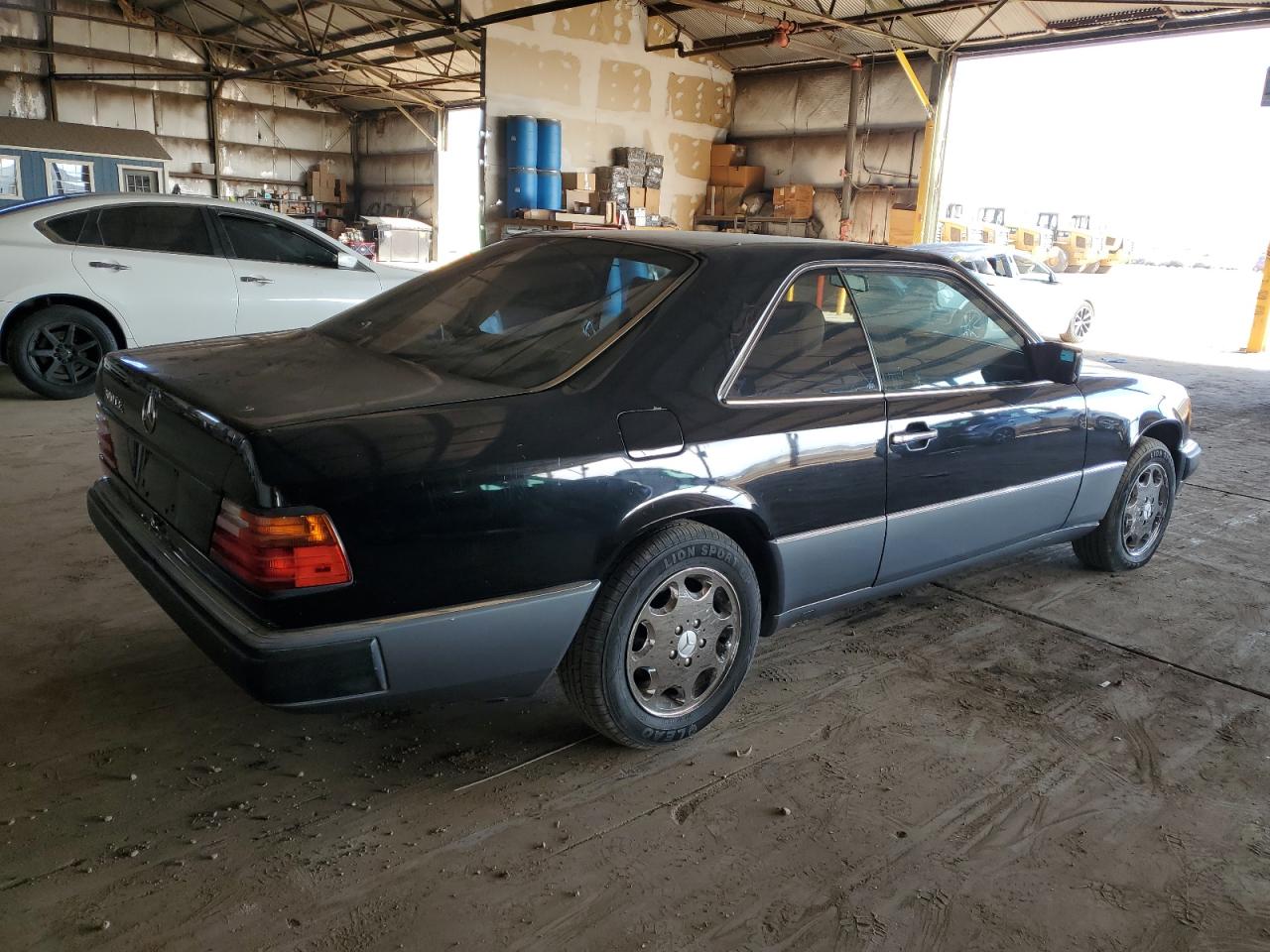 1993 Mercedes-benz 300 Ce Black vin: WDBEA52E8PB942285
