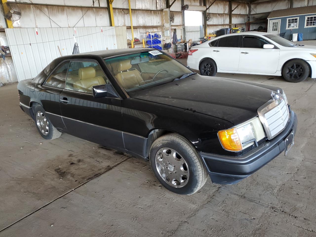 1993 Mercedes-benz 300 Ce Black vin: WDBEA52E8PB942285