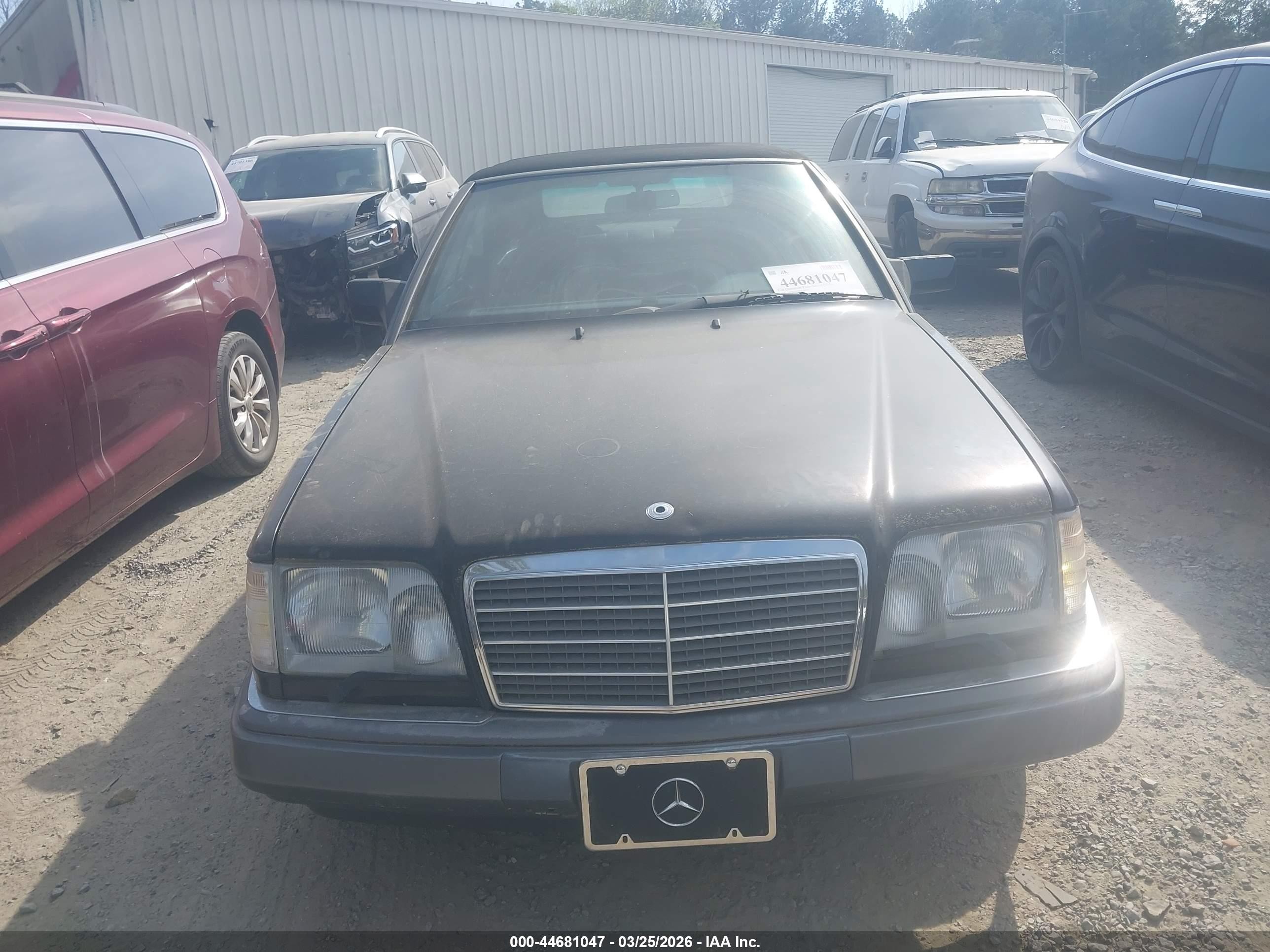 1995 Mercedes-benz E 320 Black vin: WDBEA66E1SC236598