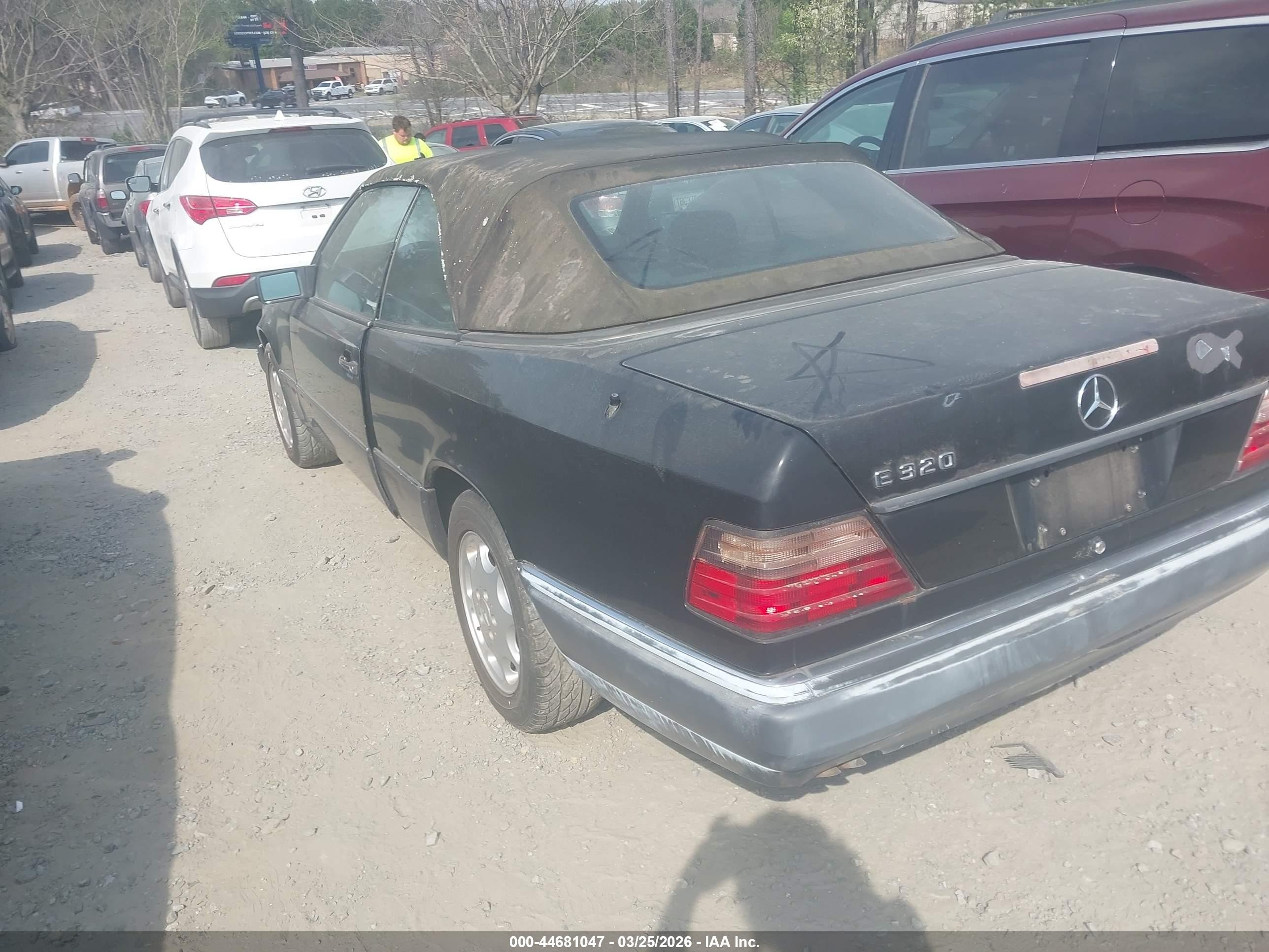 1995 Mercedes-benz E 320 Black vin: WDBEA66E1SC236598