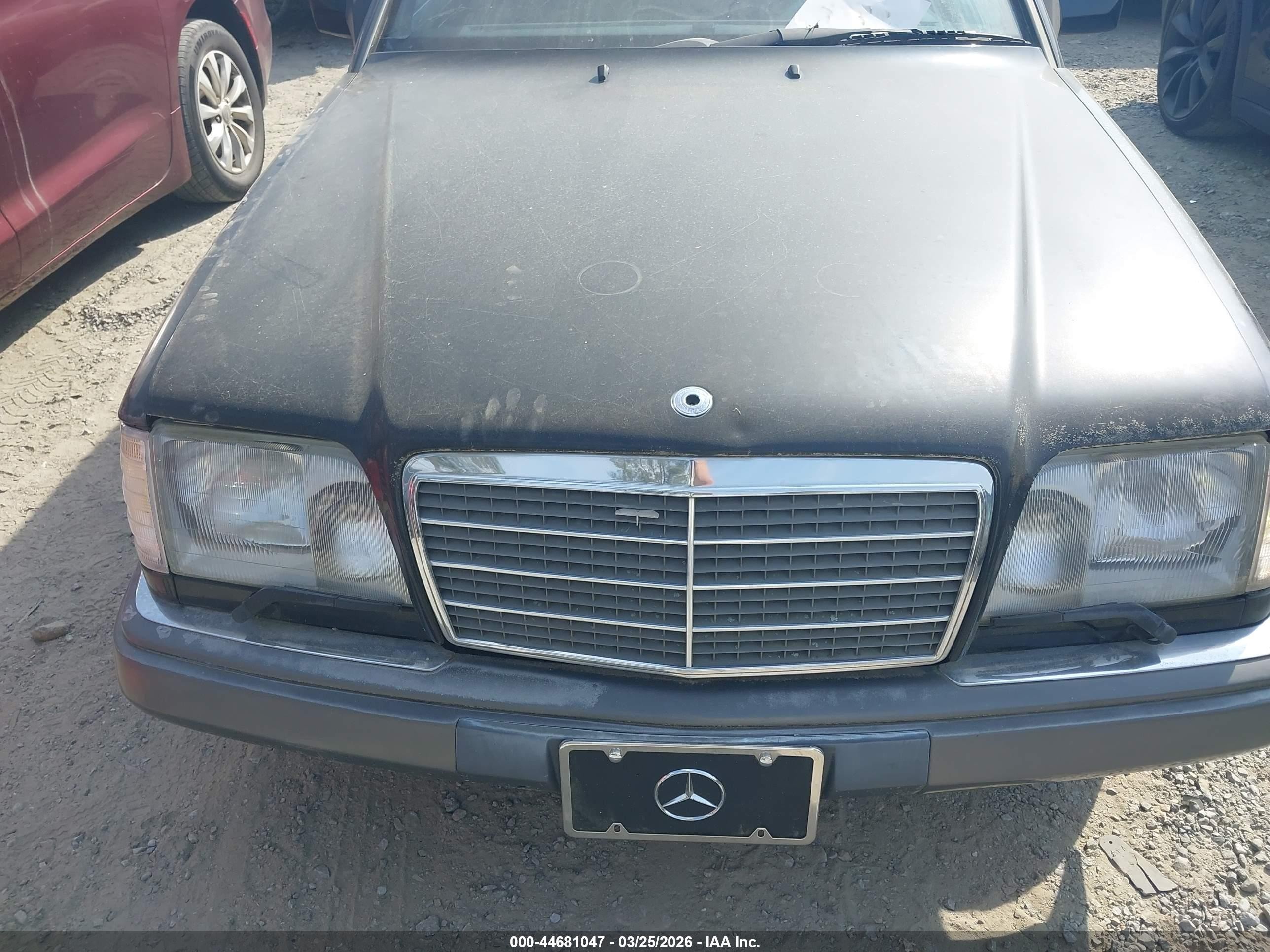 1995 Mercedes-benz E 320 Black vin: WDBEA66E1SC236598