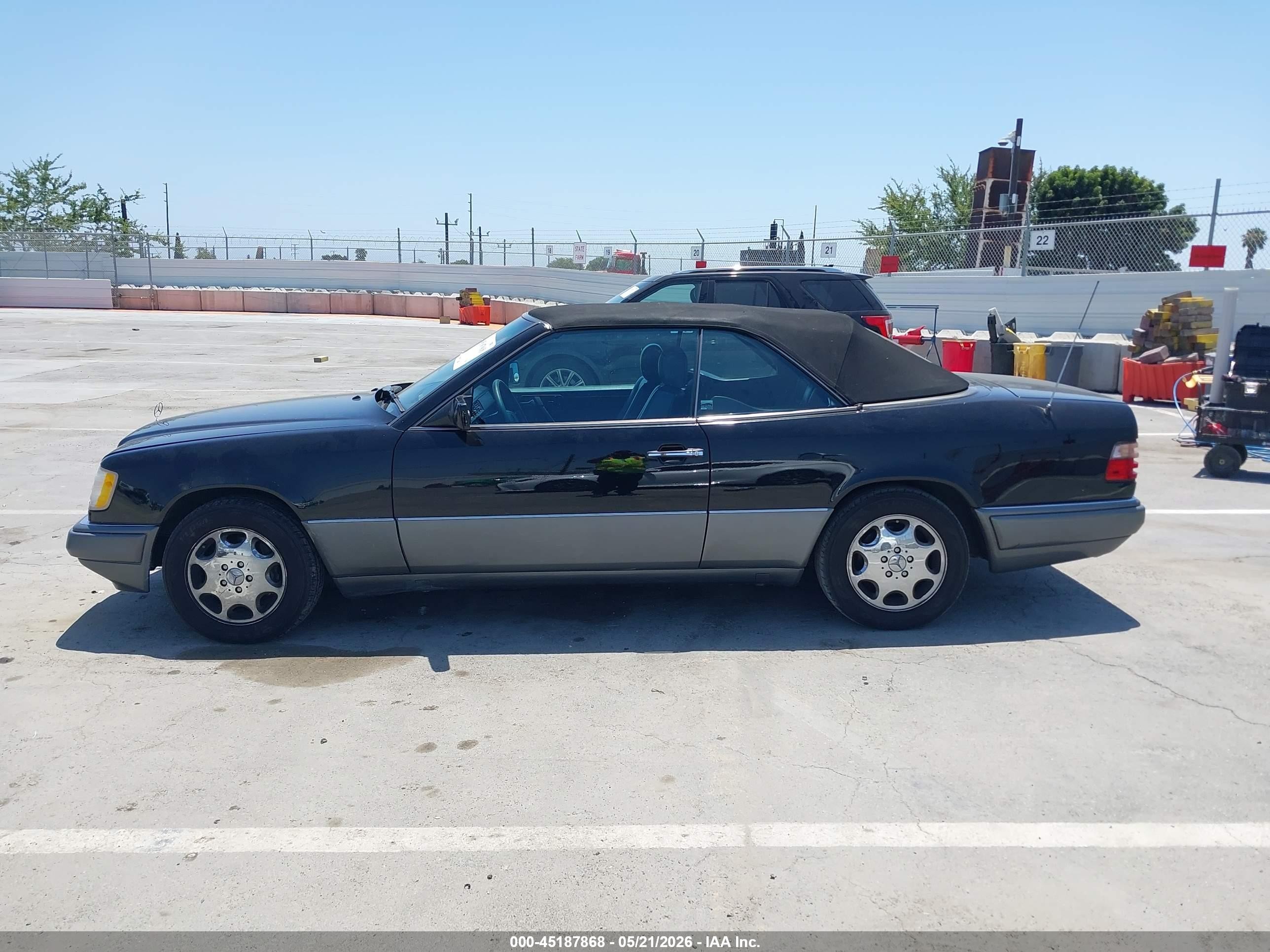 1995 Mercedes-benz E 320 Black vin: WDBEA66E1SC281248