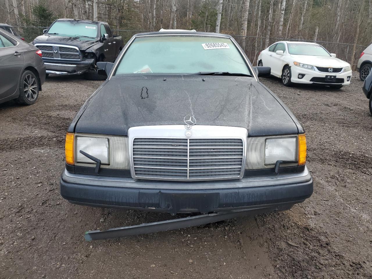 1993 Mercedes-benz 300 Cecv Черный vin: WDBEA66E2PB907502