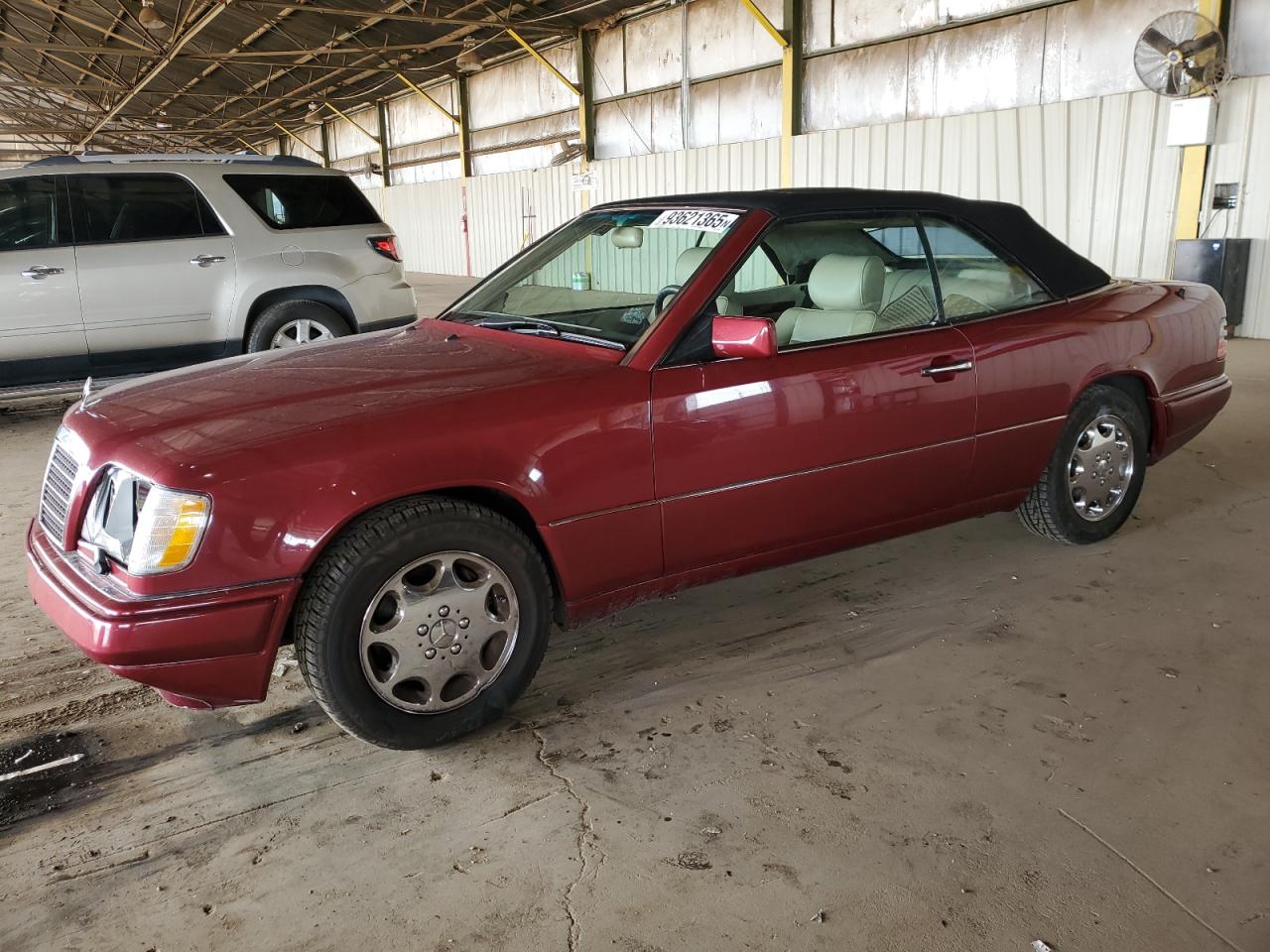 1995 Mercedes-benz E 320 Maroon vin: WDBEA66E3SC172340