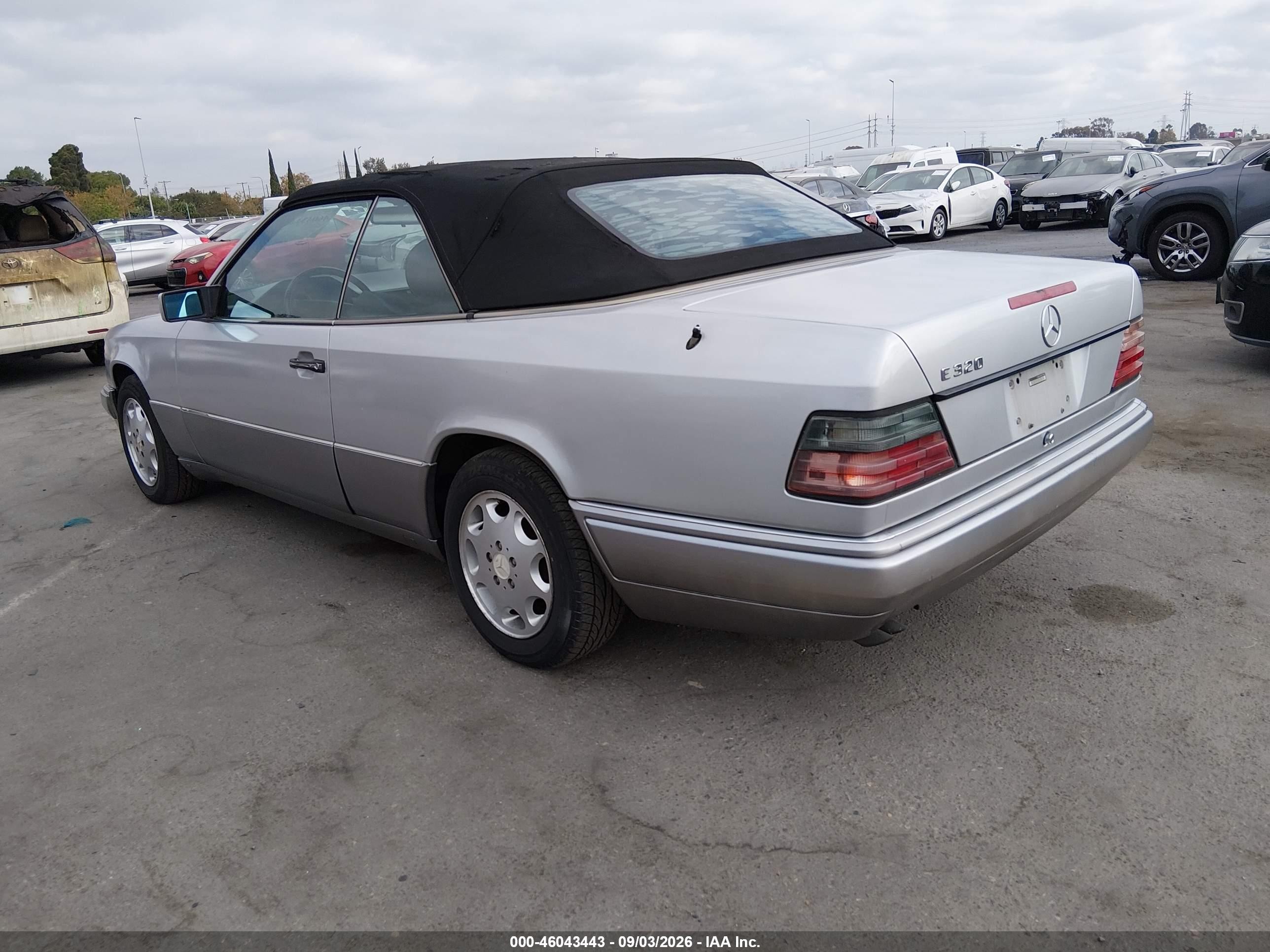 1995 Mercedes-benz E 320 Серебряный vin: WDBEA66E4SC215860