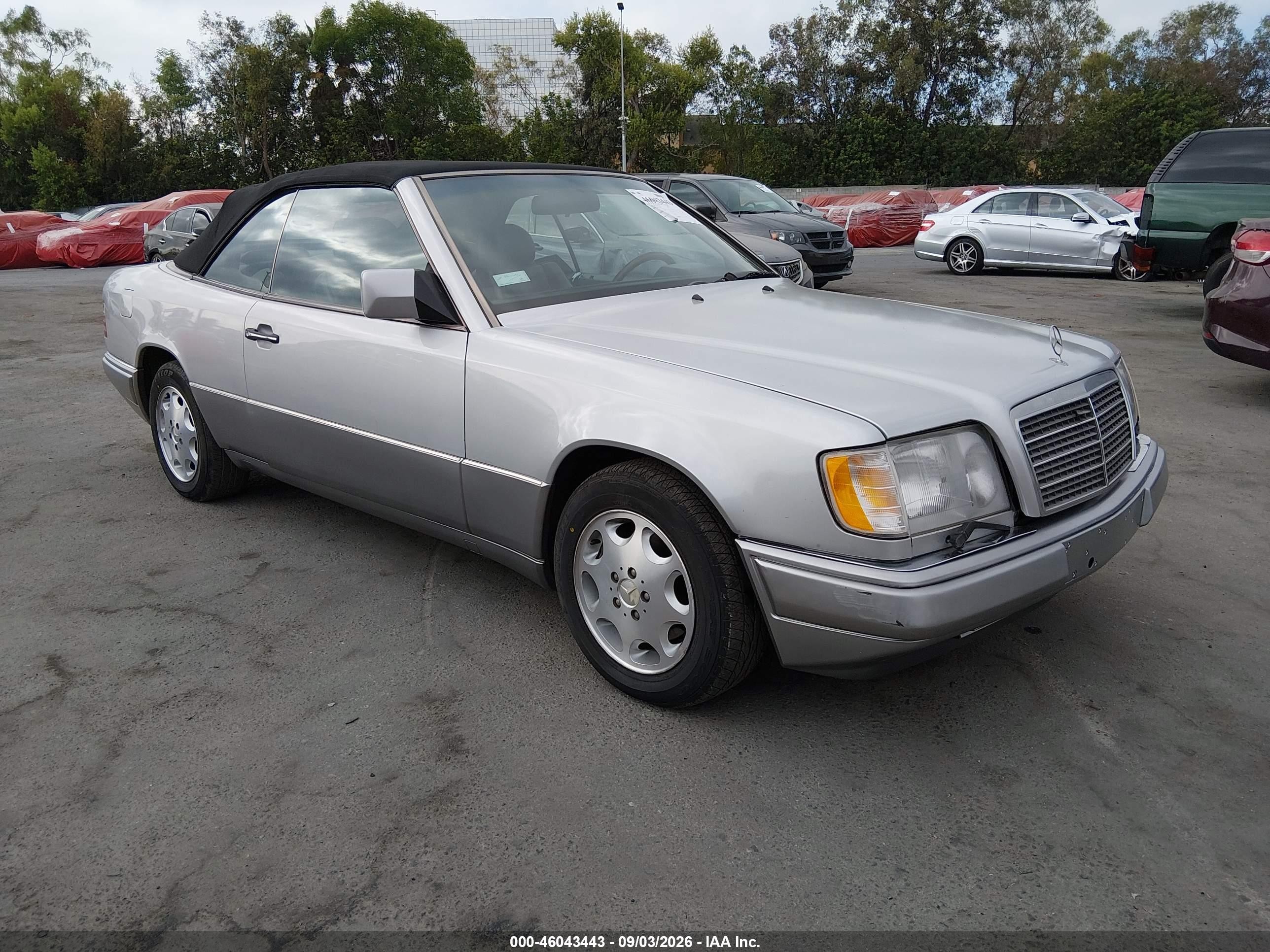 1995 Mercedes-benz E 320 Silver vin: WDBEA66E4SC215860