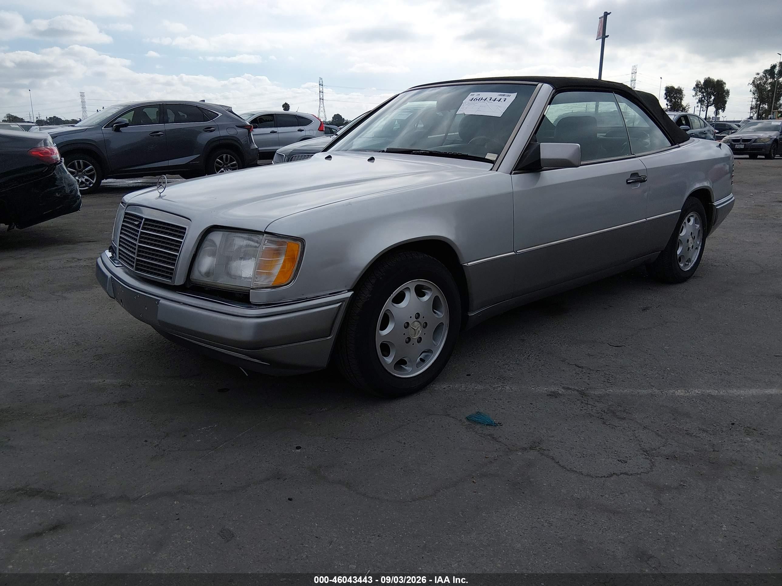 1995 Mercedes-benz E 320 Серебряный vin: WDBEA66E4SC215860