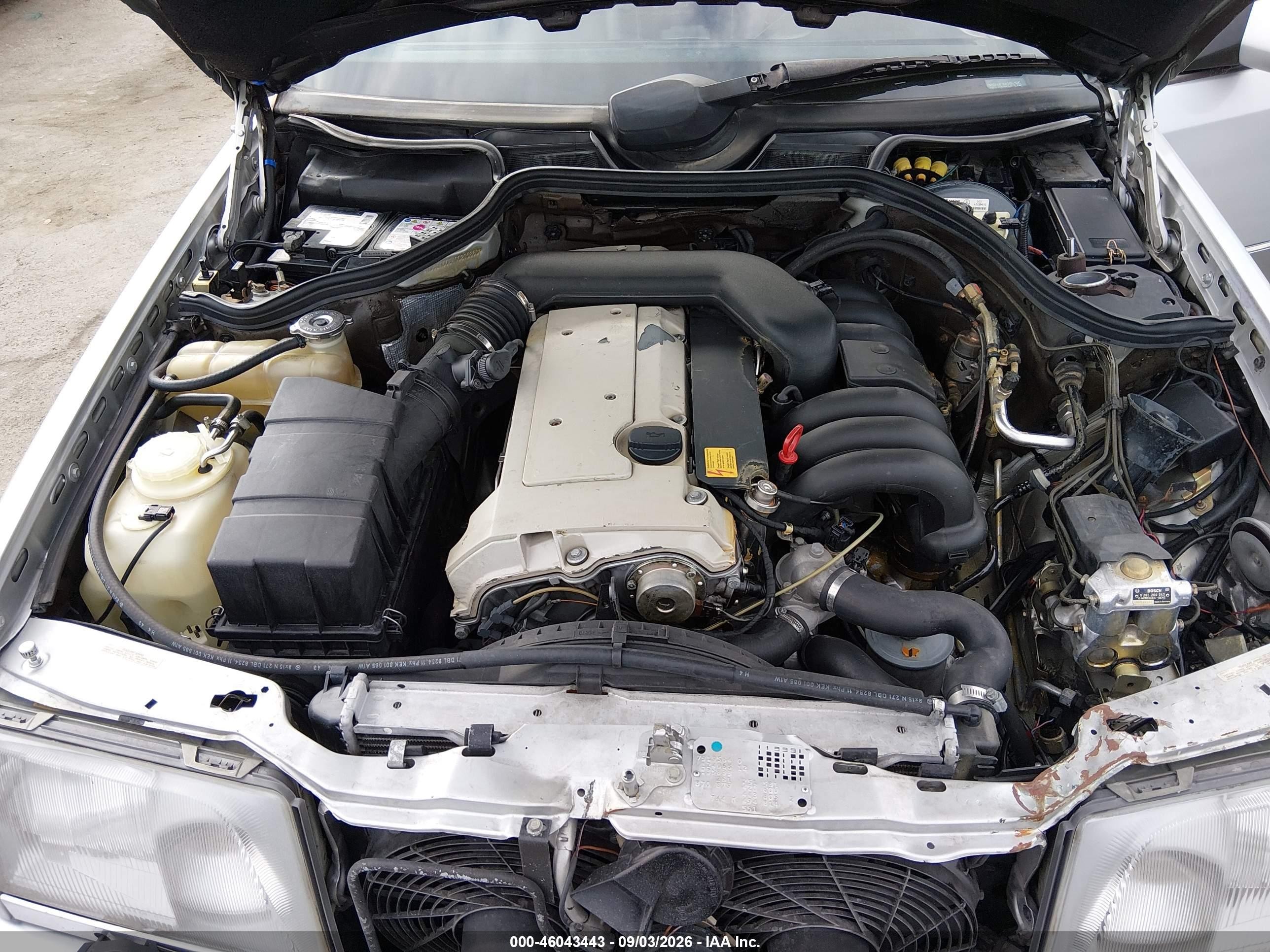 1995 Mercedes-benz E 320 Серебряный vin: WDBEA66E4SC215860
