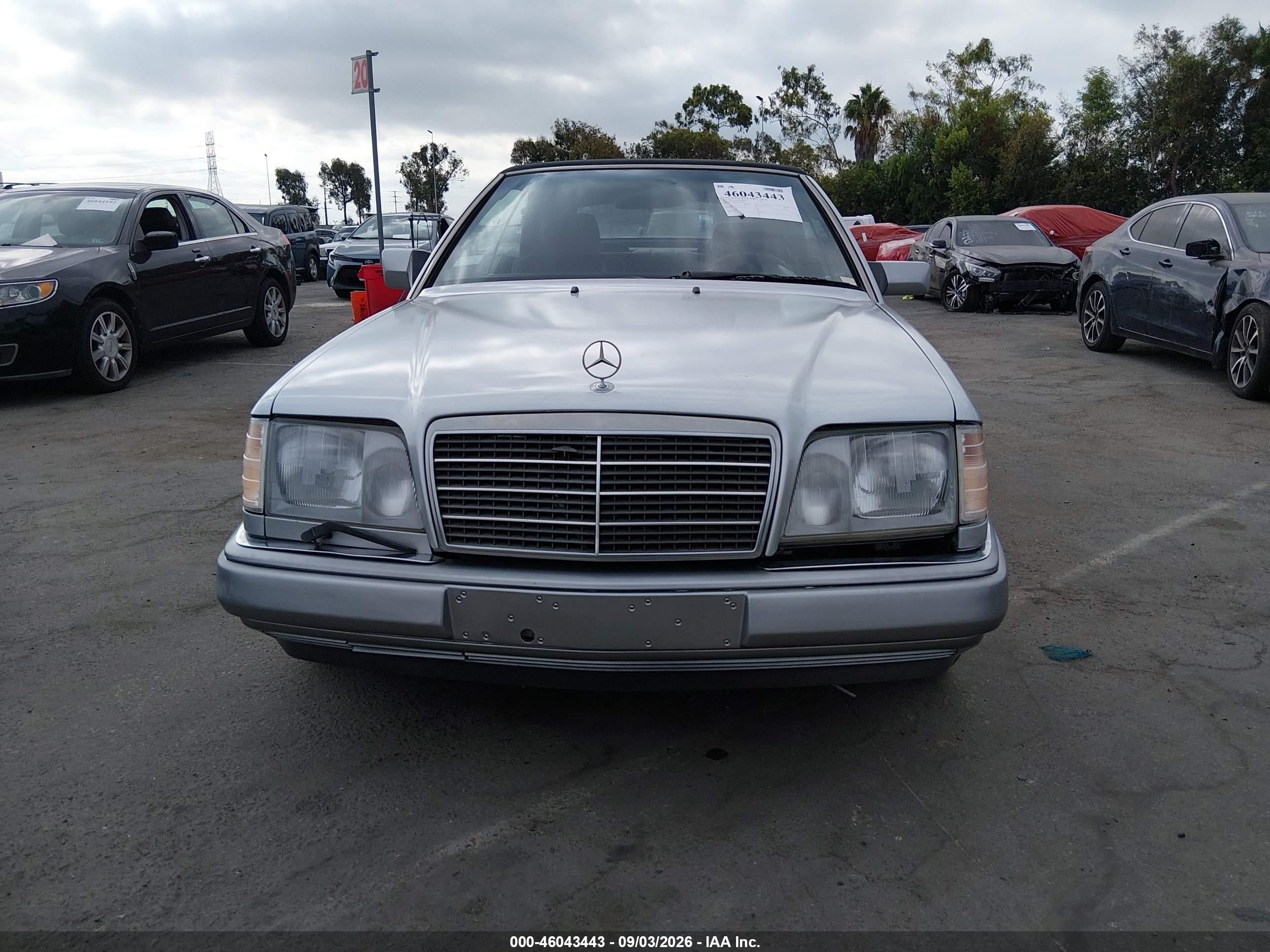 1995 Mercedes-benz E 320 Серебряный vin: WDBEA66E4SC215860