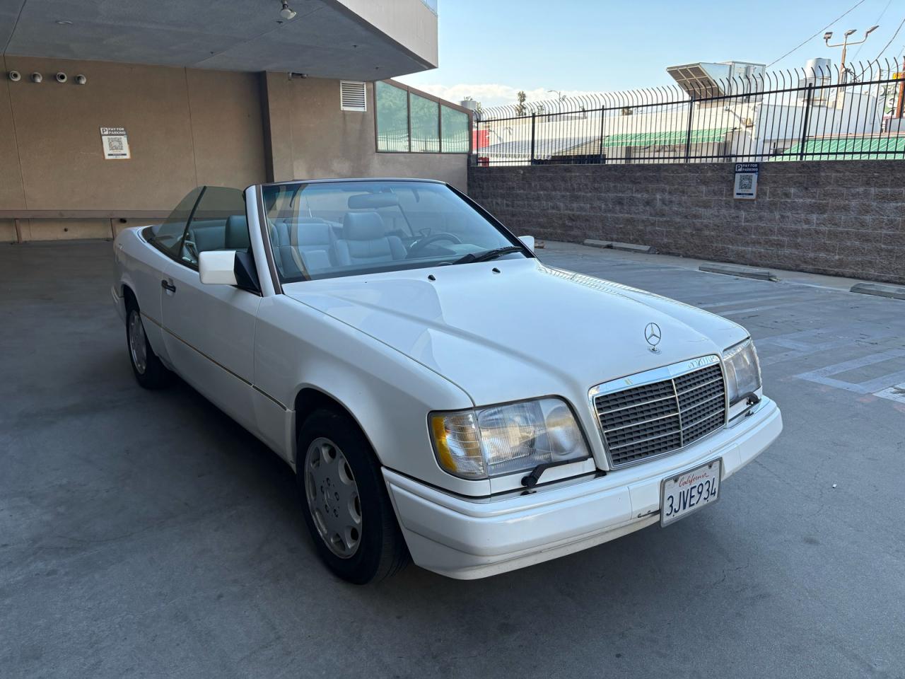 1994 Mercedes-benz E 320 Белый vin: WDBEA66E5RC044501